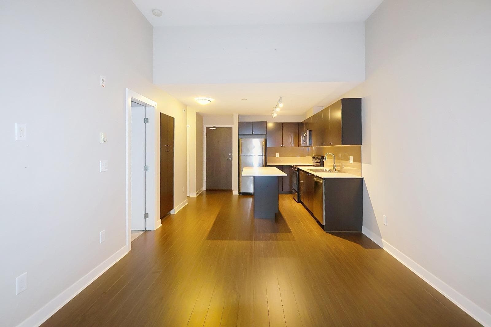 417 - 13740 75a Avenue, Surrey, V3W 0E8 — photo 2
