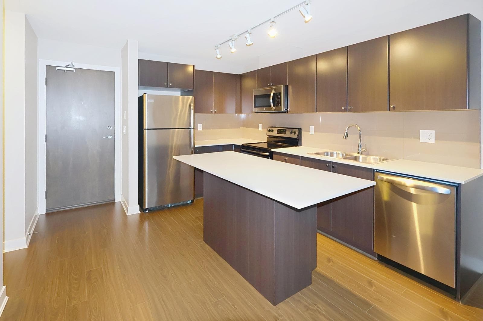 417 - 13740 75a Avenue, Surrey
