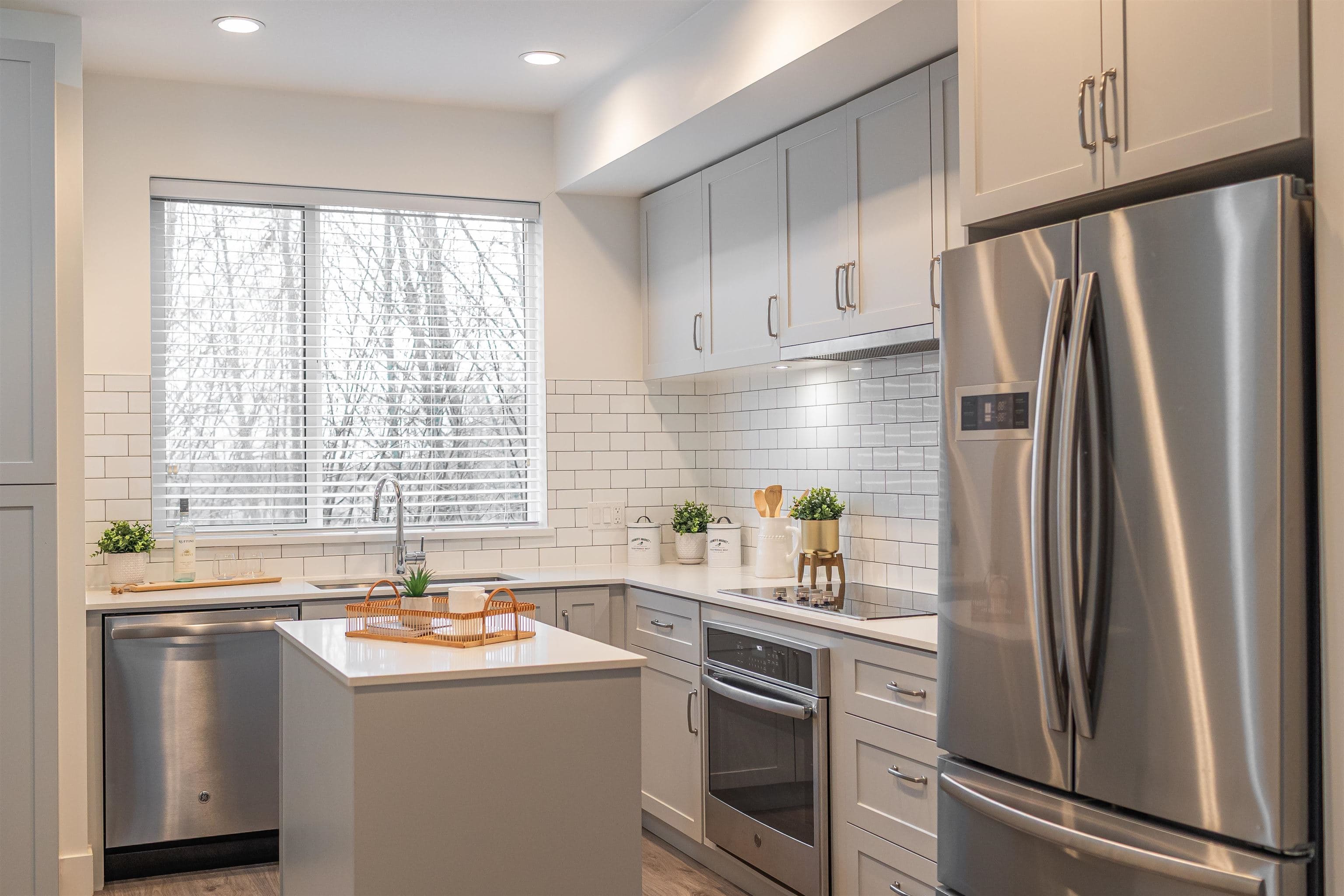28 - 15775 Mountain View Drive, Surrey, V3Z 0W7 — photo 4
