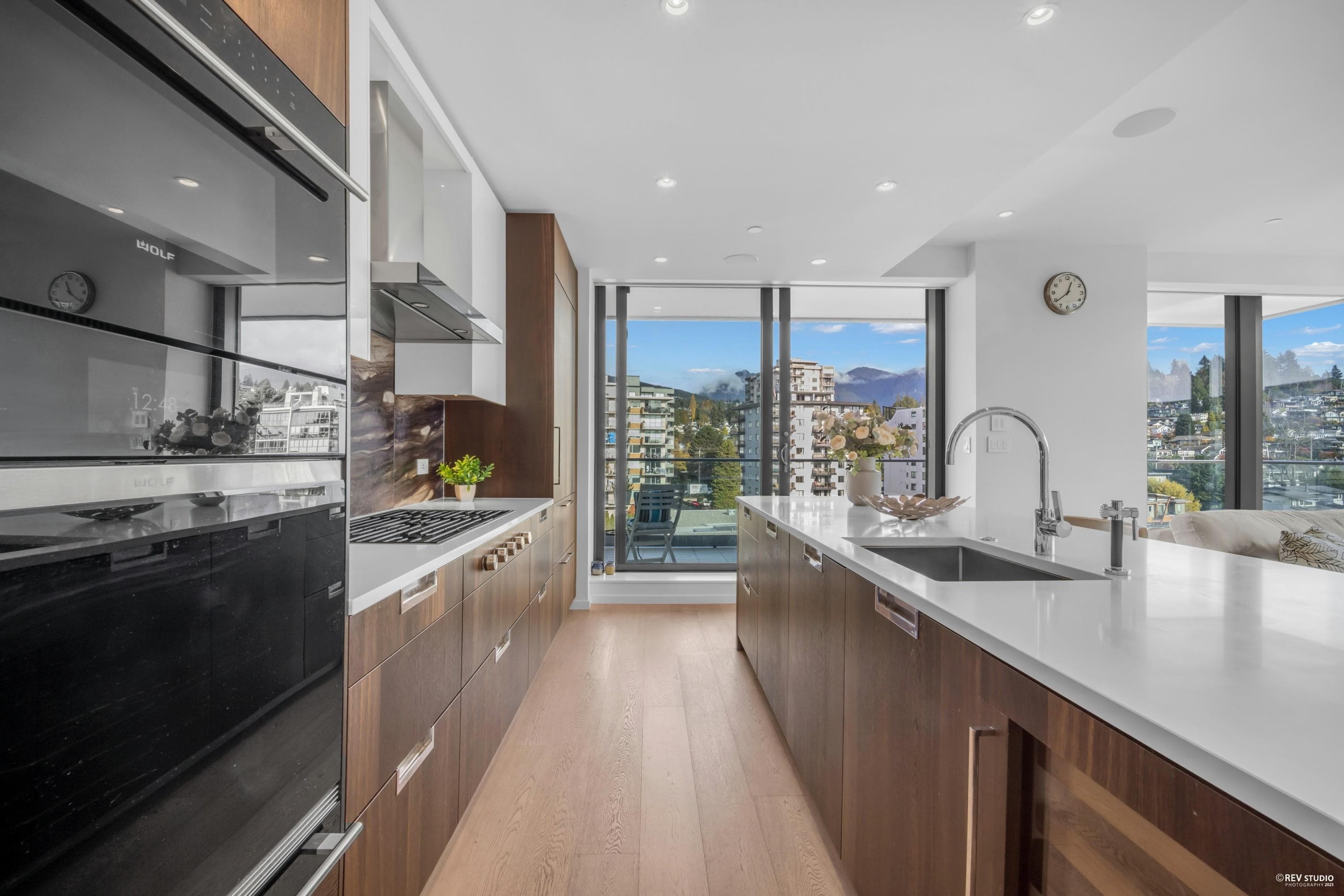 601 - 1355 Bellevue Avenue, West Vancouver, V7T 0B4 — photo 5