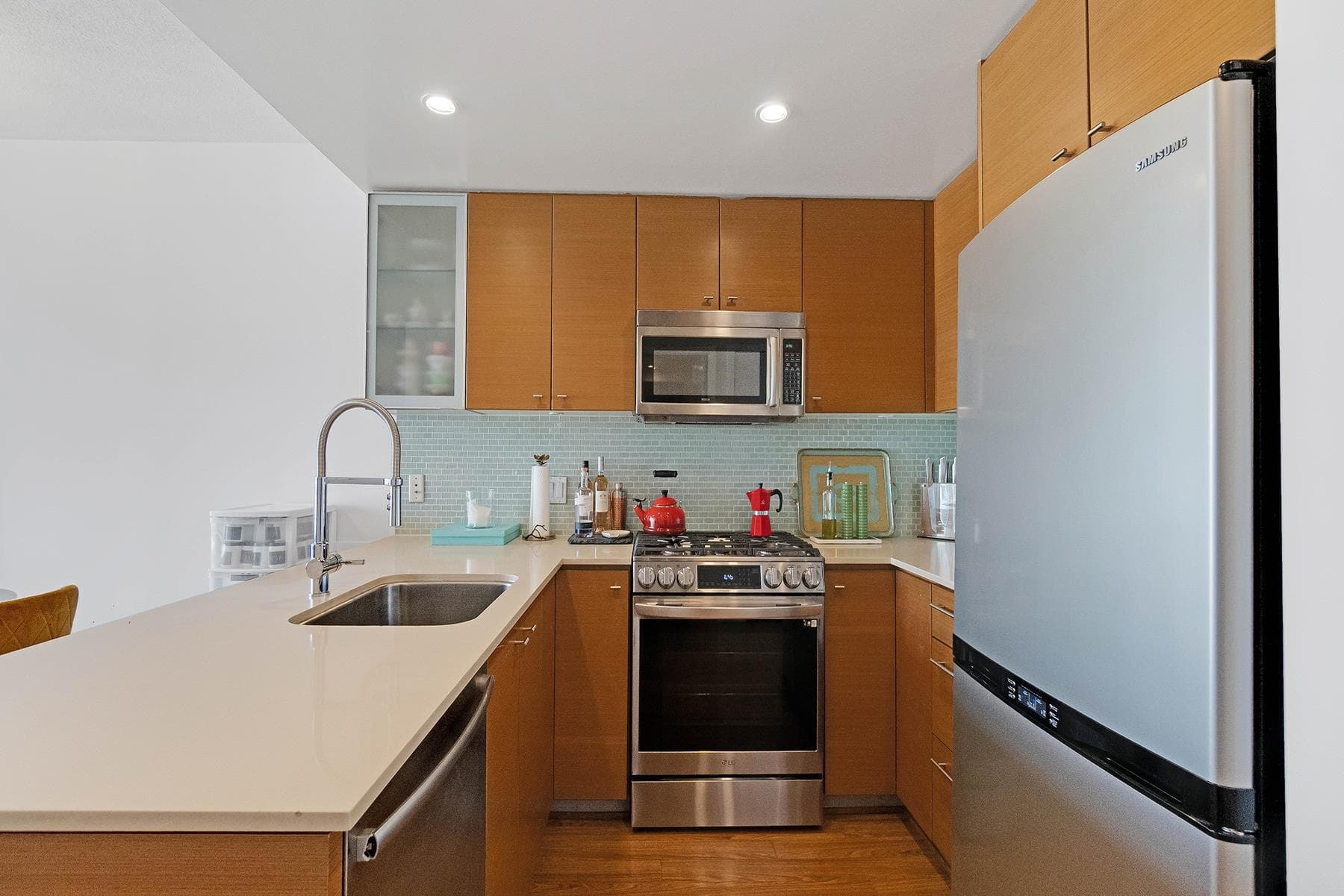 1509 - 7373 Westminster Highway, Richmond, V6X 0B5 — photo 2