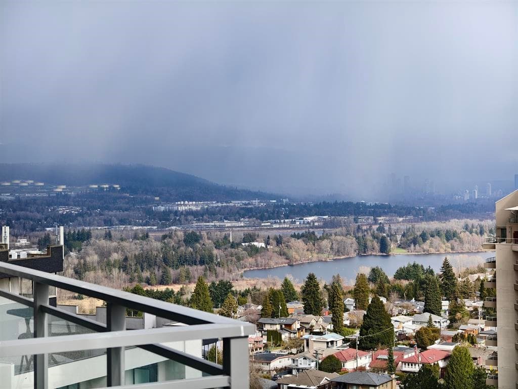 2602 - 4711 Hazel Street, Burnaby, V5H 0J9 — photo 2