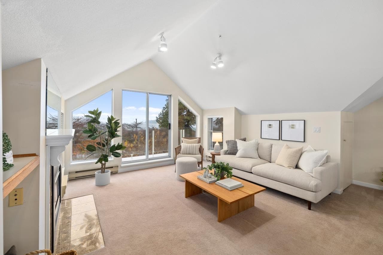 3274 W 1st Avenue, Vancouver, V6K 1H5 — photo 2
