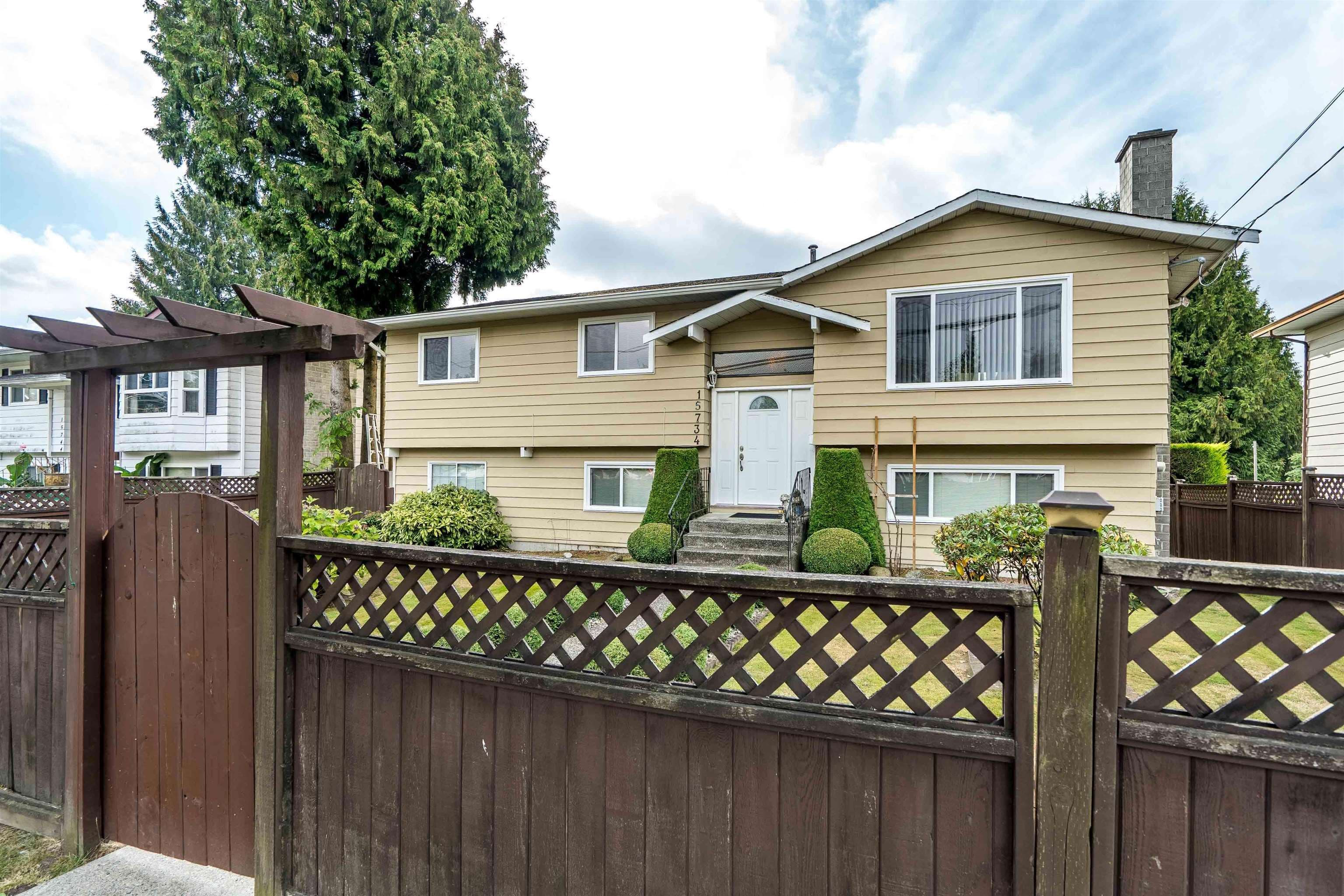 15734 96 Avenue, Surrey, V4N 2L2 — photo 2
