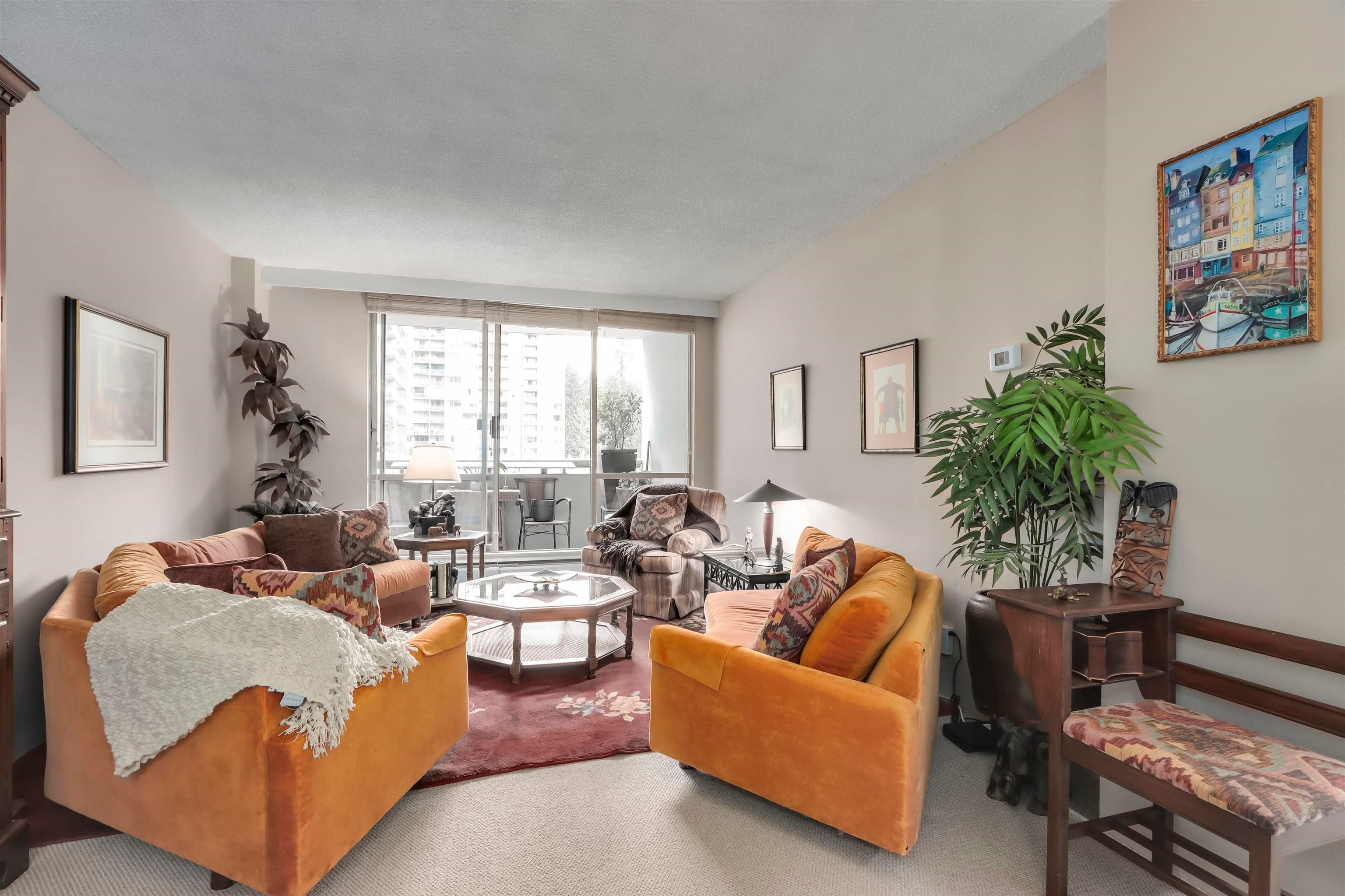 208 - 2016 Fullerton Avenue, North Vancouver — sold
