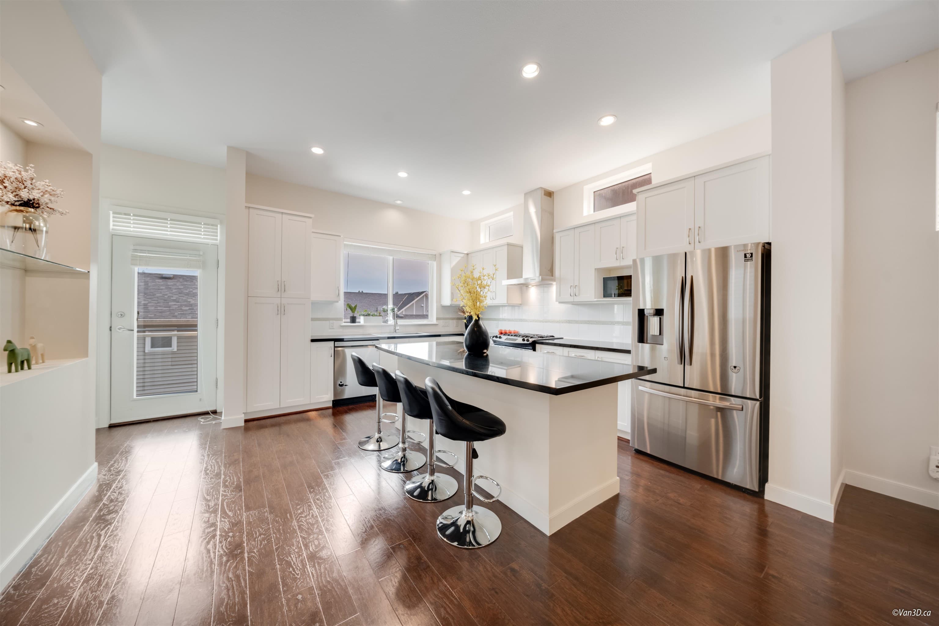 1249 Soball Street, Coquitlam, V3B 3H7 — photo 5