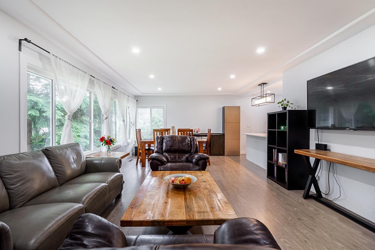 10875 143 Street, Surrey, V3R 3M1 — photo 4