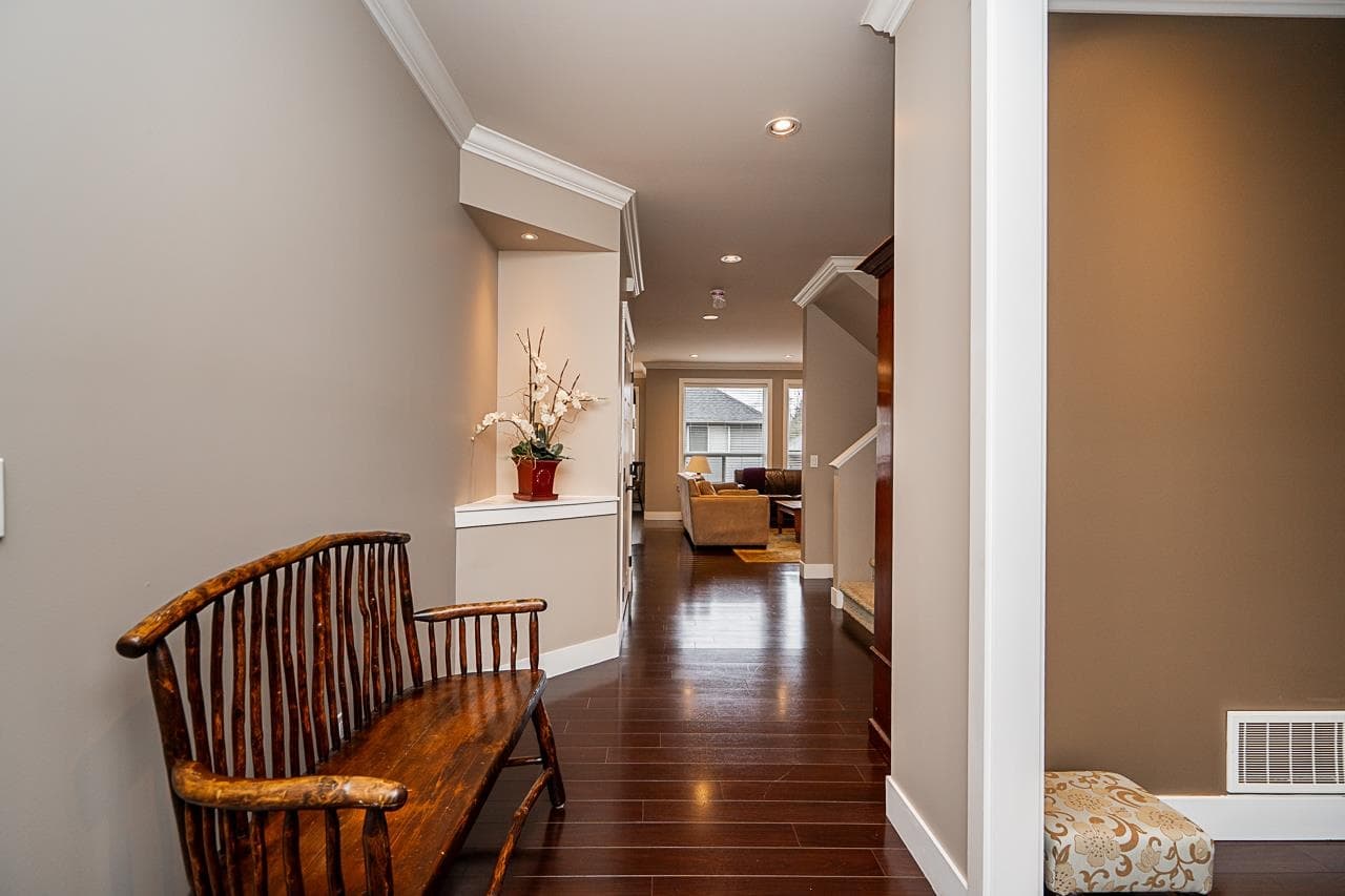 6093 145a Street, Surrey, V3S 4R6 — photo 5