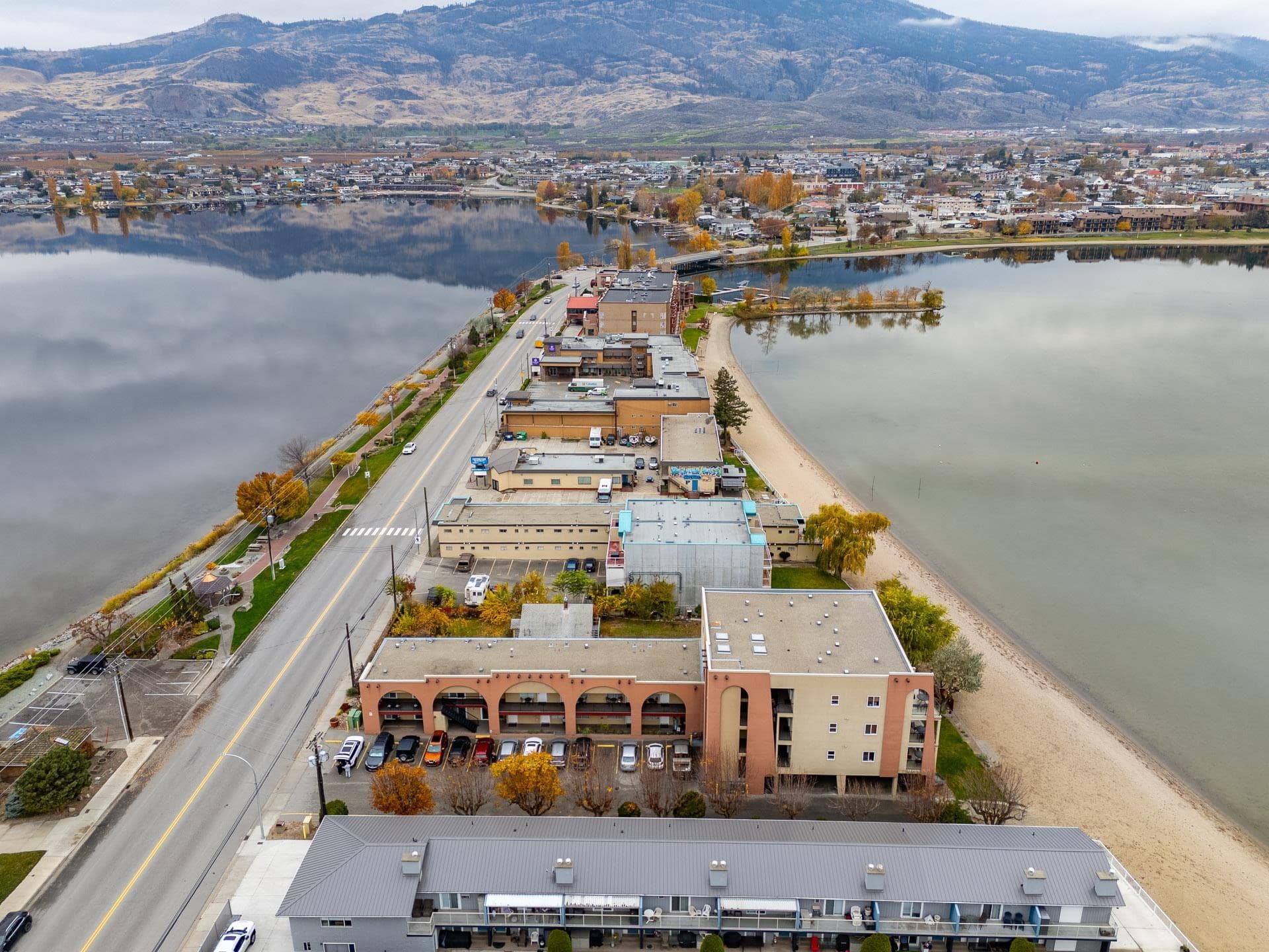 207 - 7310 Main Street, No City Value