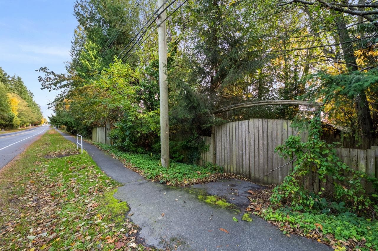 13317 15b Avenue, Surrey, V4A 6C8 — photo 5