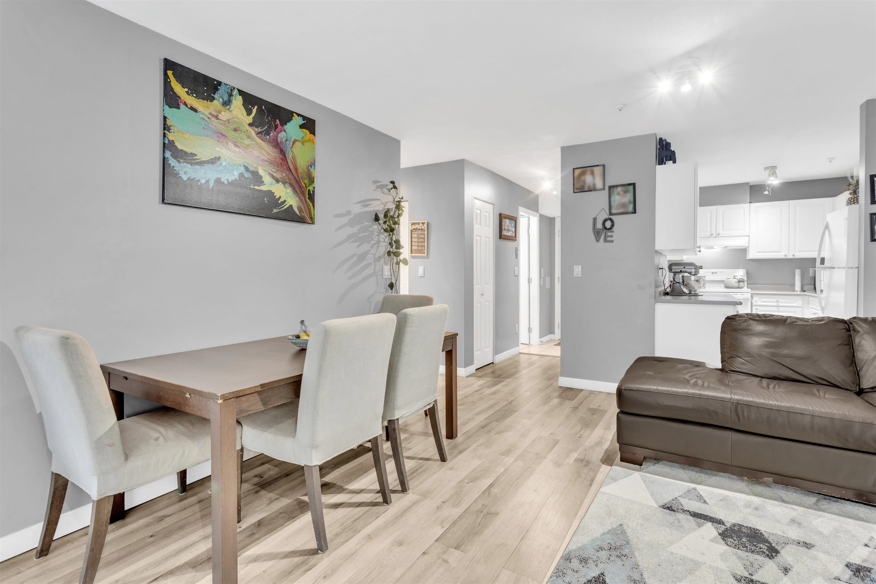 112 - 14885 100 Avenue Avenue, Surrey, V3R 0W1 — photo 3