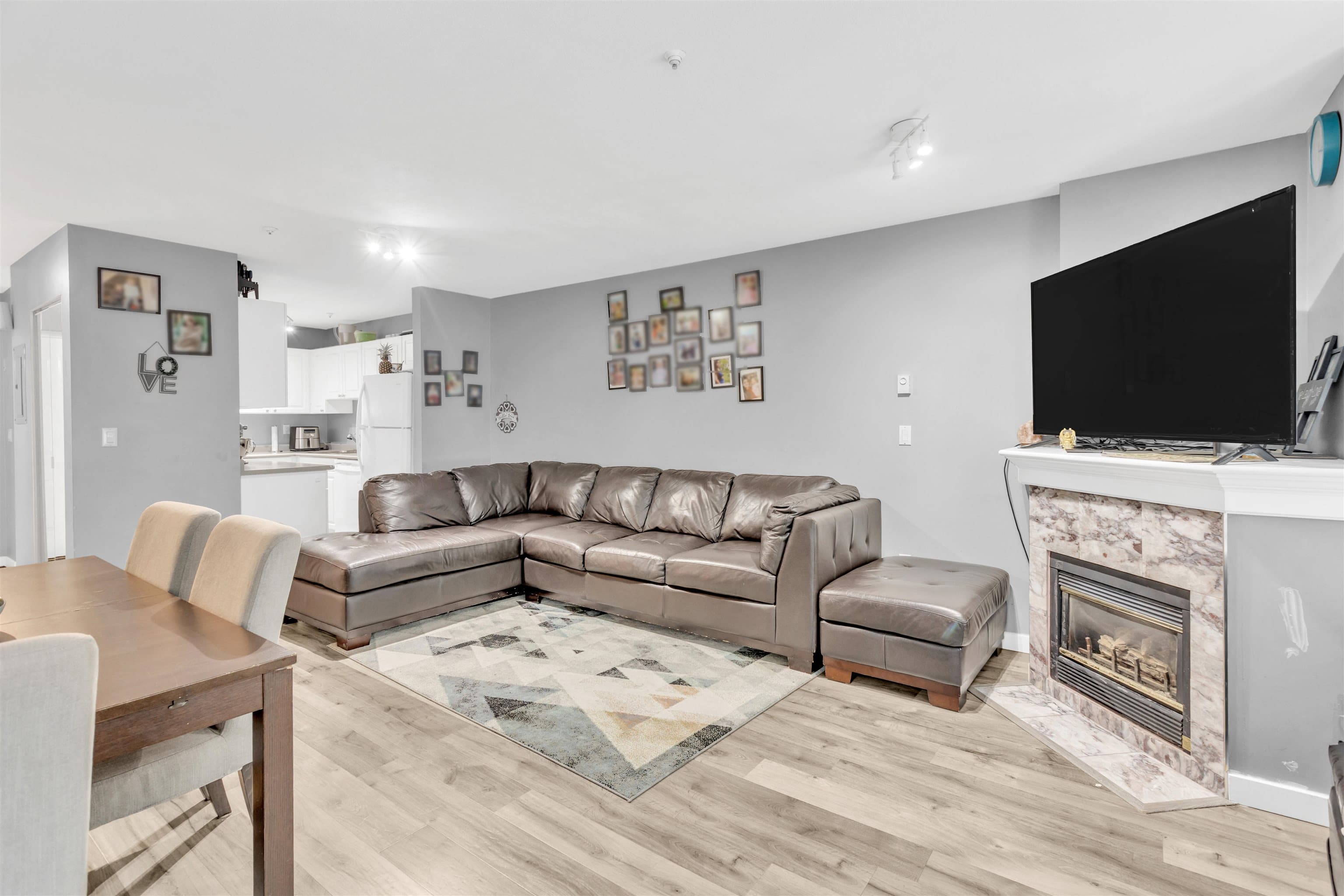 112 - 14885 100 Avenue Avenue, Surrey, V3R 0W1 — photo 4