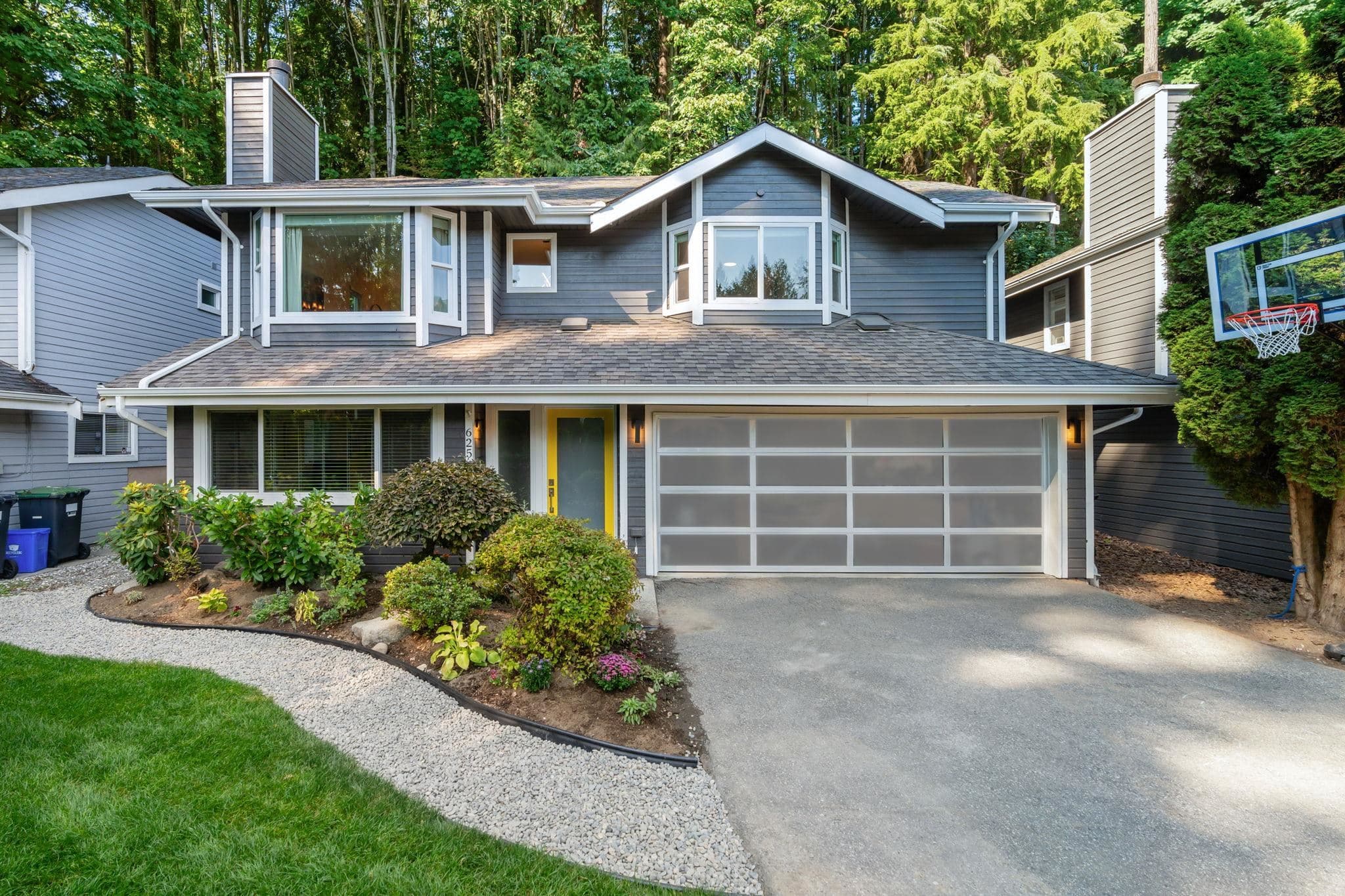 625 Seymour Court, North Vancouver