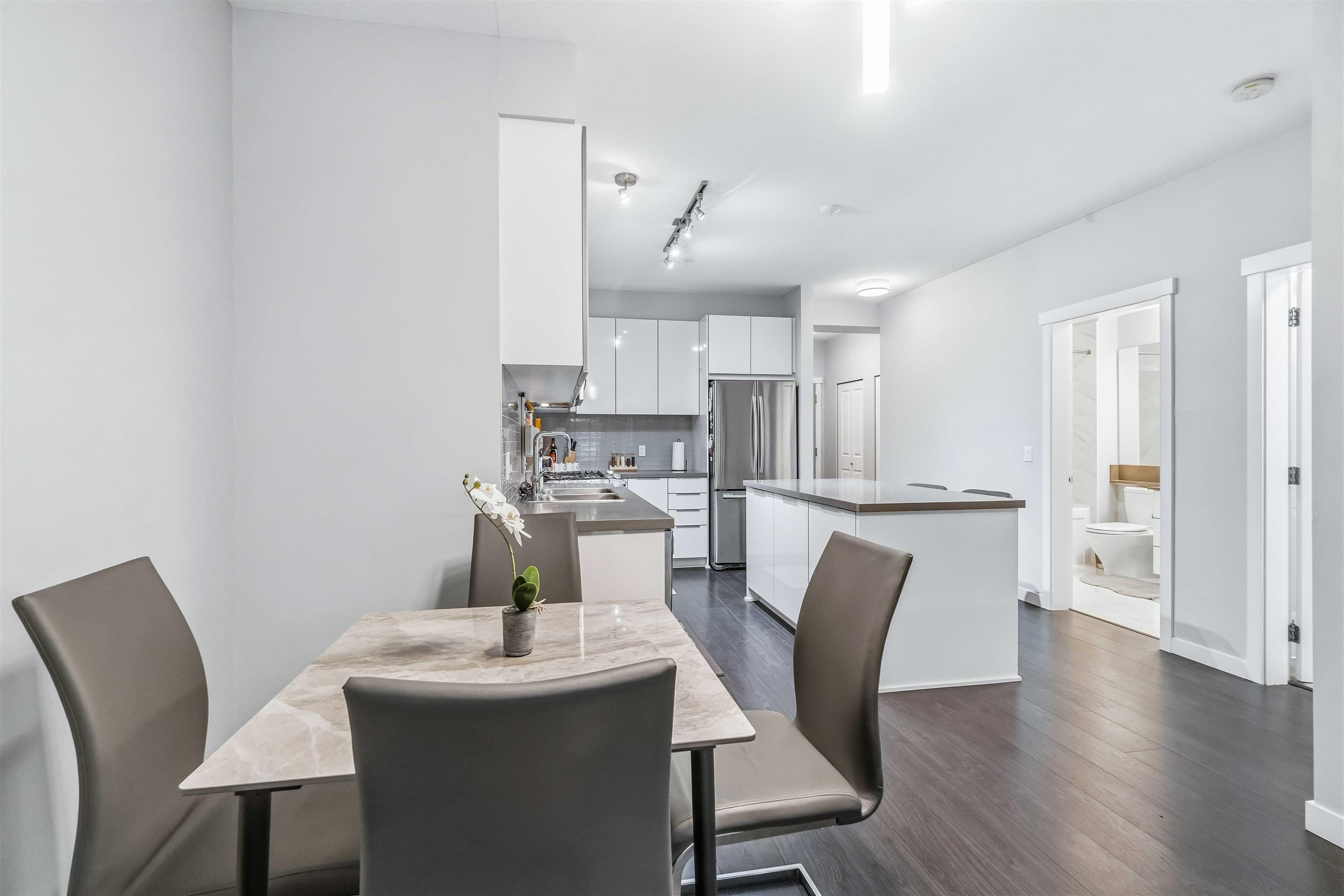 113 - 607 Cottonwood Avenue, Coquitlam, V3J 0H1 — photo 3