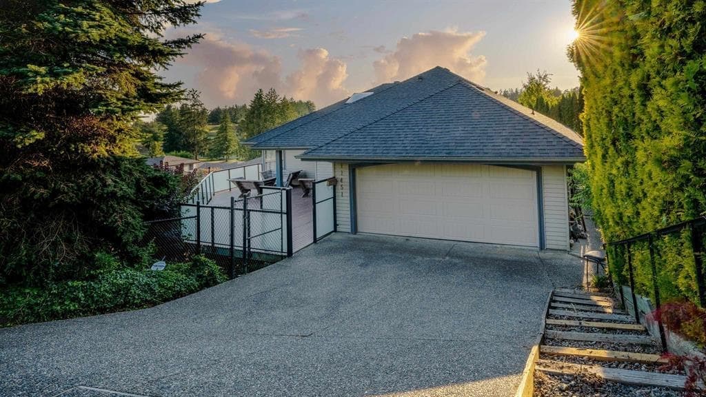11451 Best Street, Maple Ridge, V2X 7X6 — photo 1