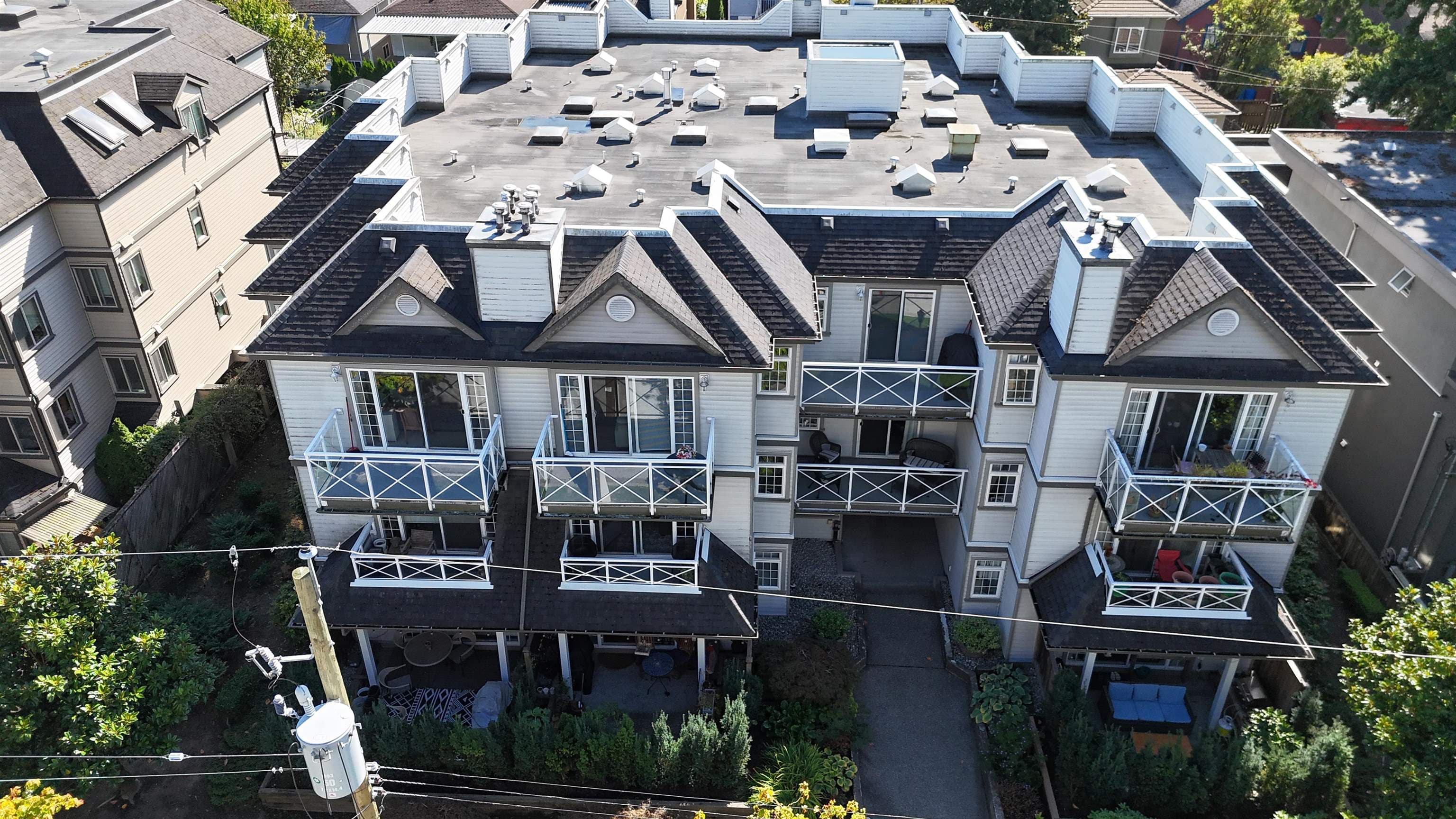 106 - 1868 E 11th Avenue, Vancouver