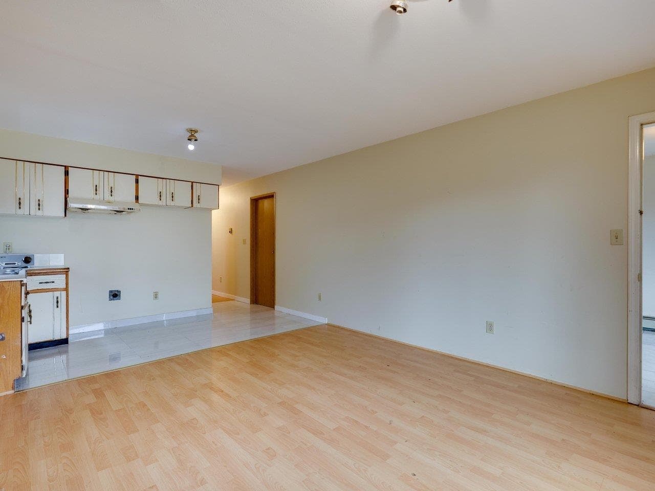 311 E 38th Avenue, Vancouver, V5W 1H5 — photo 3