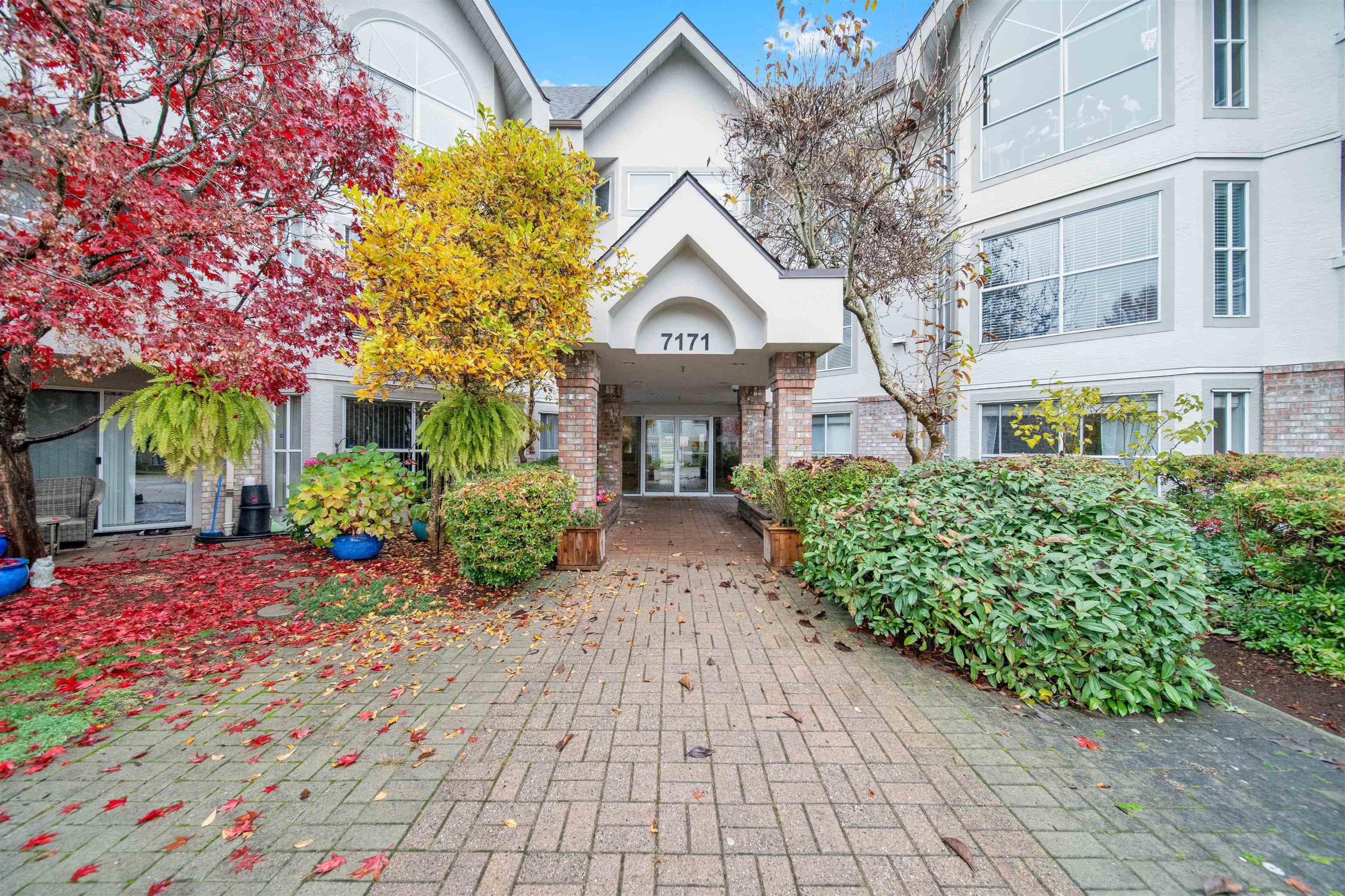 216 - 7171 121 Street, Surrey