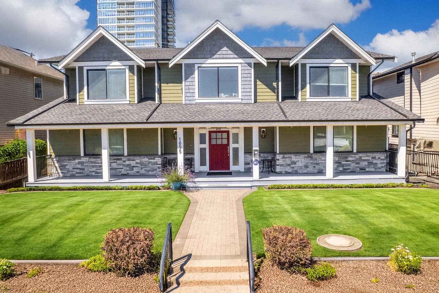 1055 Charland Avenue, Coquitlam, V3K 3K8 — photo 1