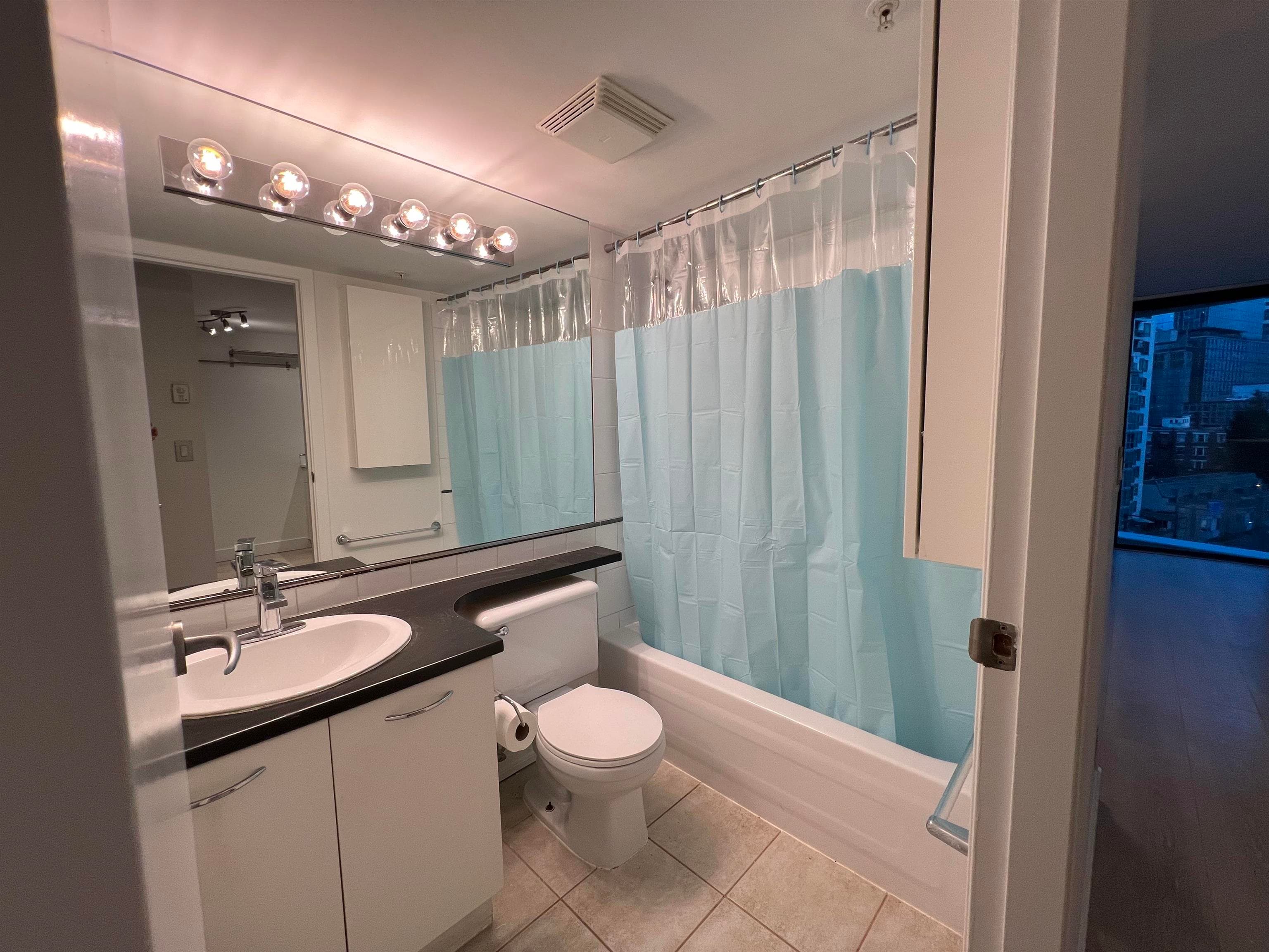 909 - 1331 W Georgia Street, Vancouver, V6E 4P1 — photo 4