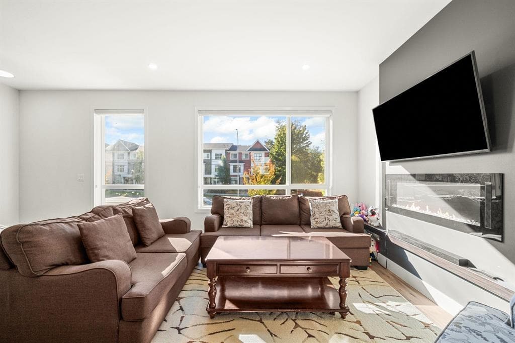 5 - 27640 Lantern Avenue, Abbotsford, V4X 1M3 — photo 3
