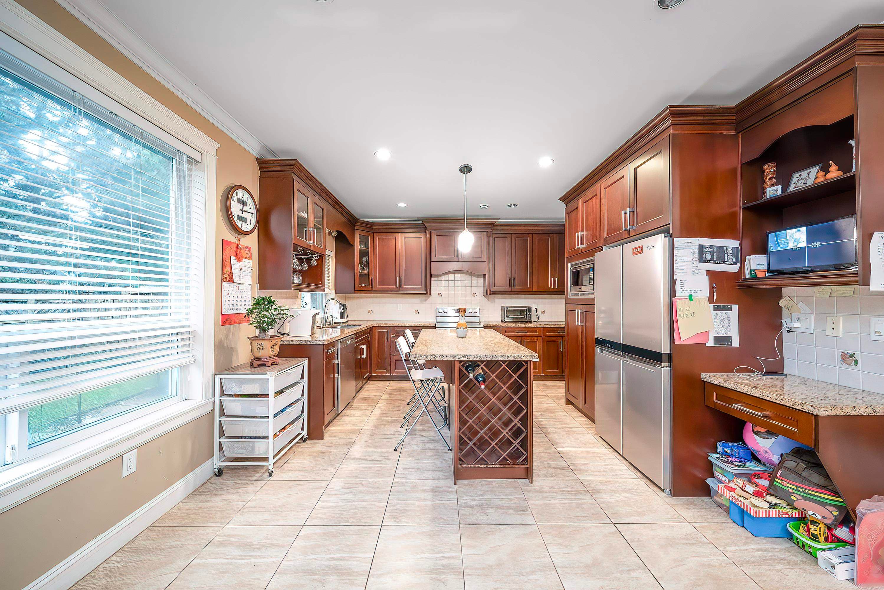 3668 Blundell Road, Richmond, V7C 1G4 — photo 5