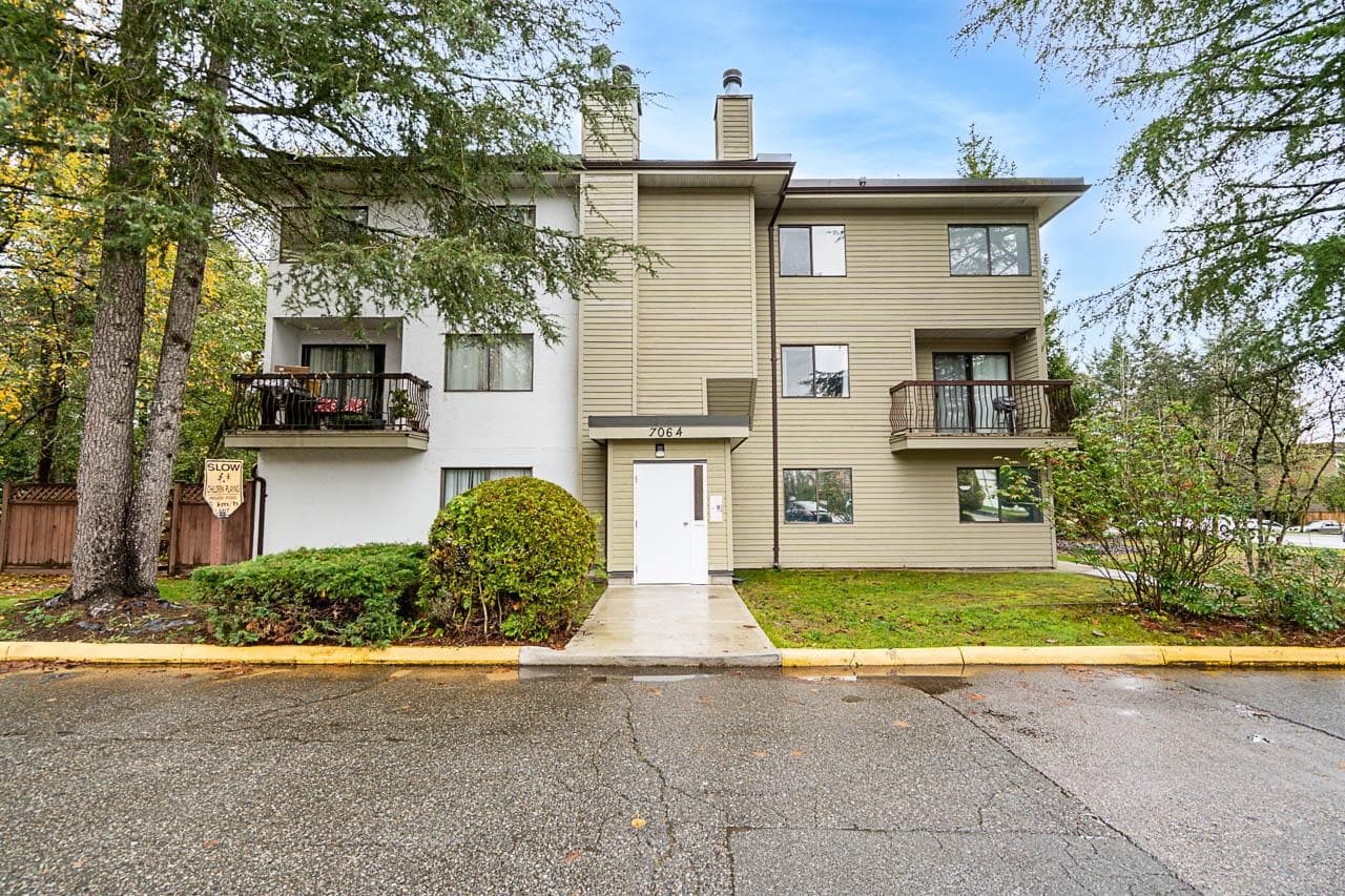 101 - 7064 133b Street, Surrey
