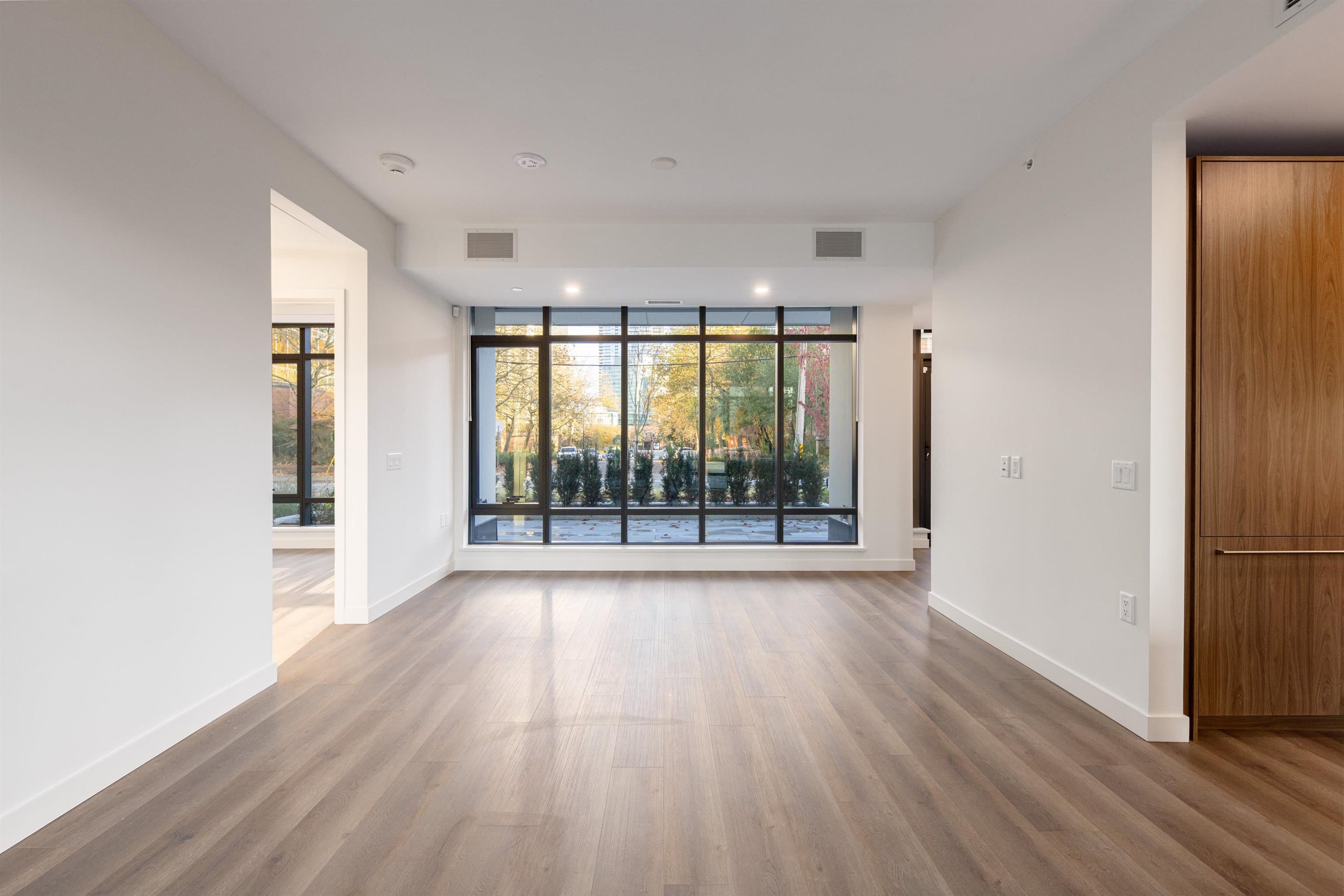 106 - 5987 Wilson Avenue, Burnaby, V5H 0L7 — photo 4