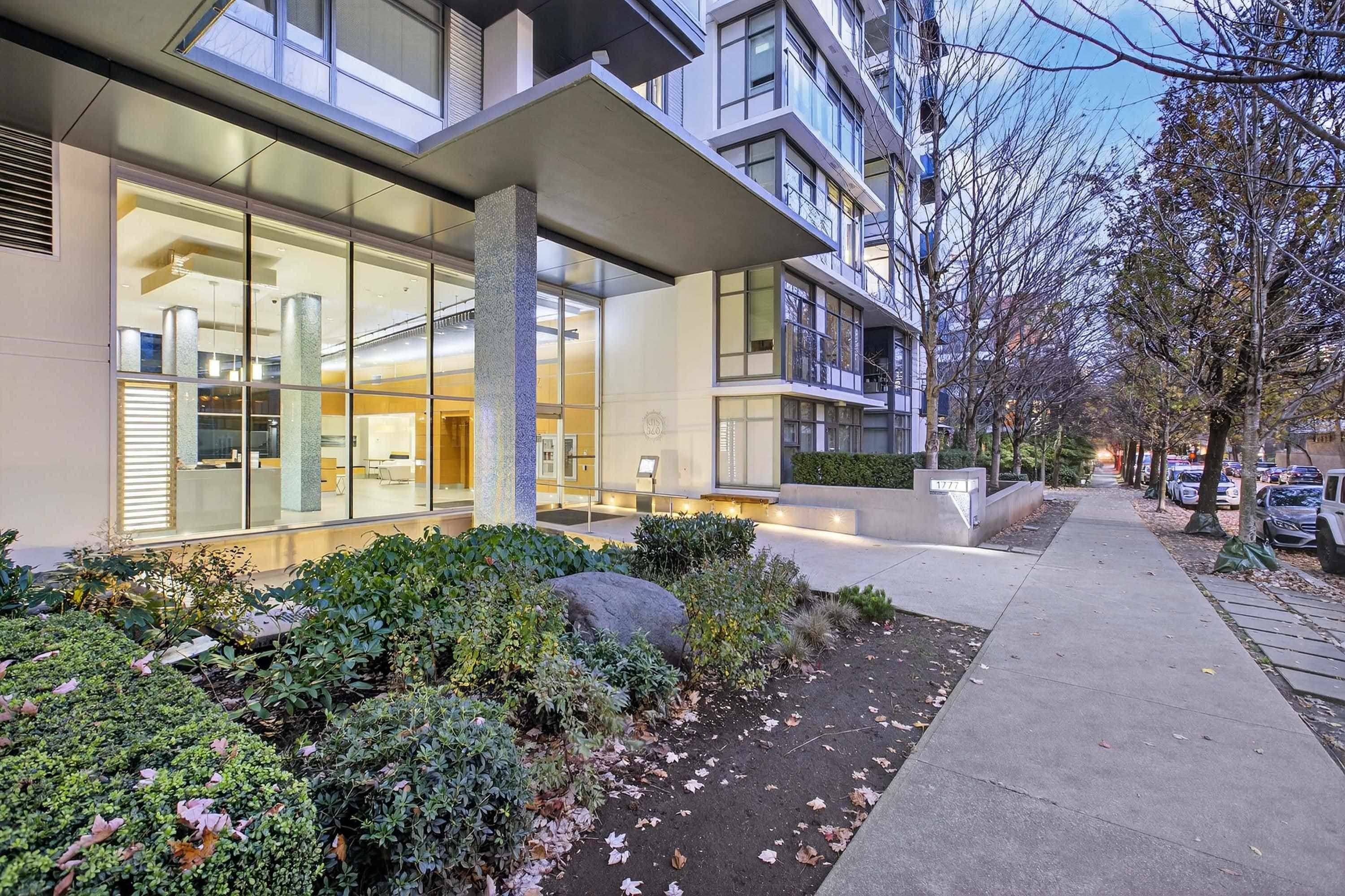 210 - 1777 W 7th Avenue, Vancouver, V6J 0E5 — photo 2