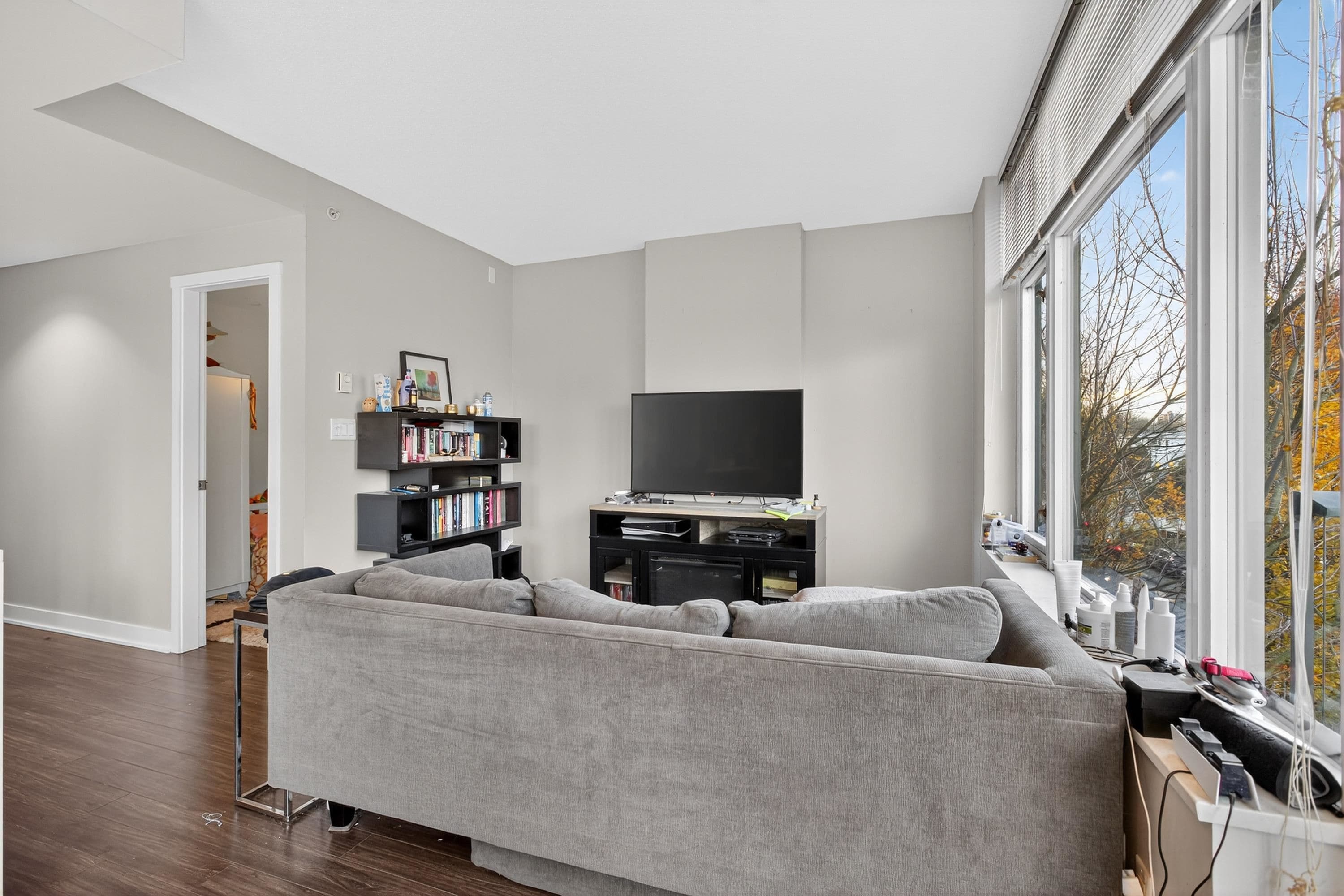 210 - 1777 W 7th Avenue, Vancouver, V6J 0E5 — photo 5