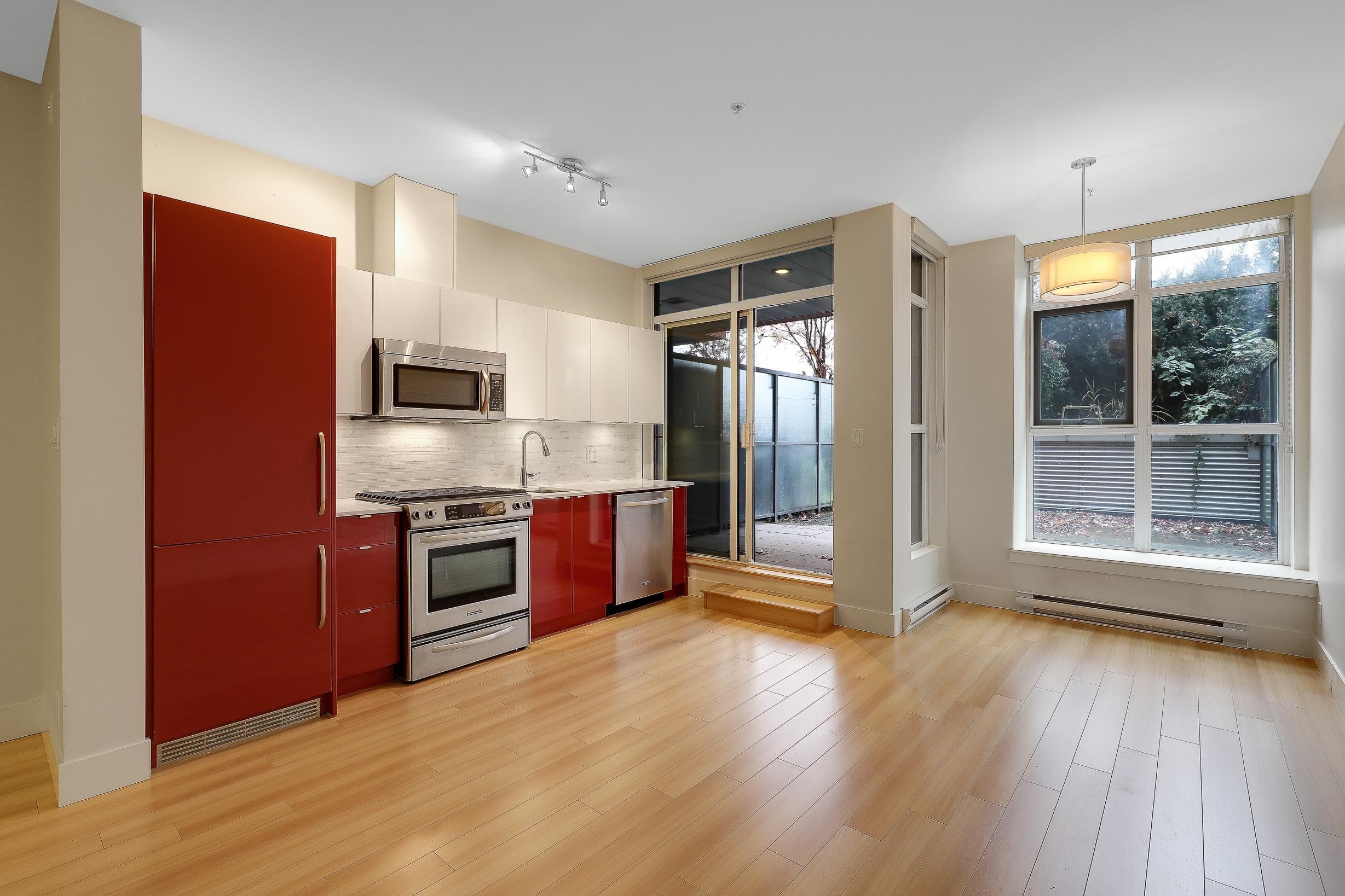 211 - 2250 Commercial Drive, Vancouver