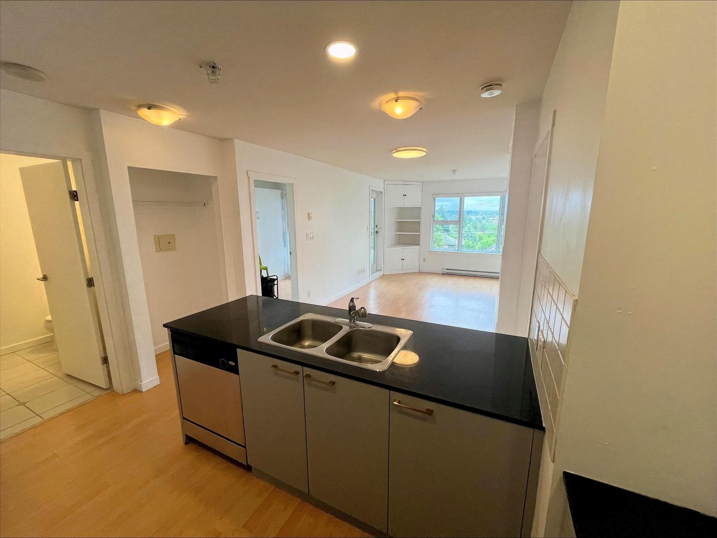 503 - 415 E Columbia Street, New Westminster, V3L 0B4 — photo 3