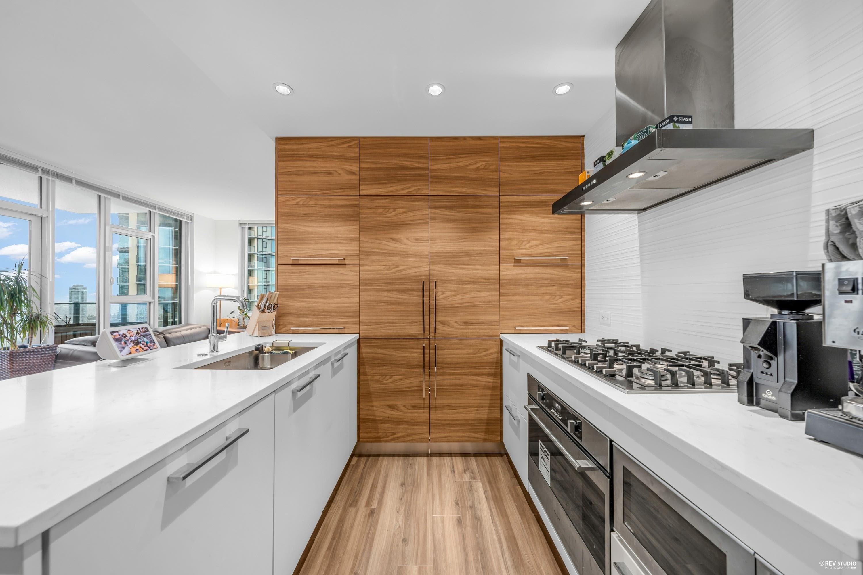 2010 - 7303 Noble Lane, Burnaby, V3N 0H2 — photo 4