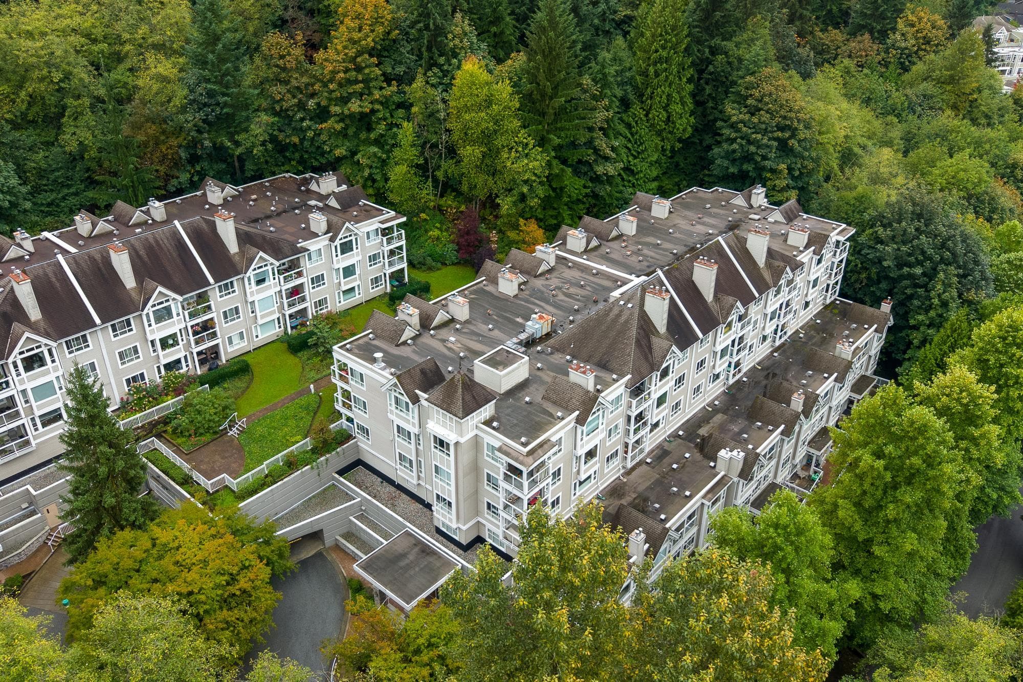 202 - 3033 Terravista Place, Port Moody, V3H 5A3 — photo 2