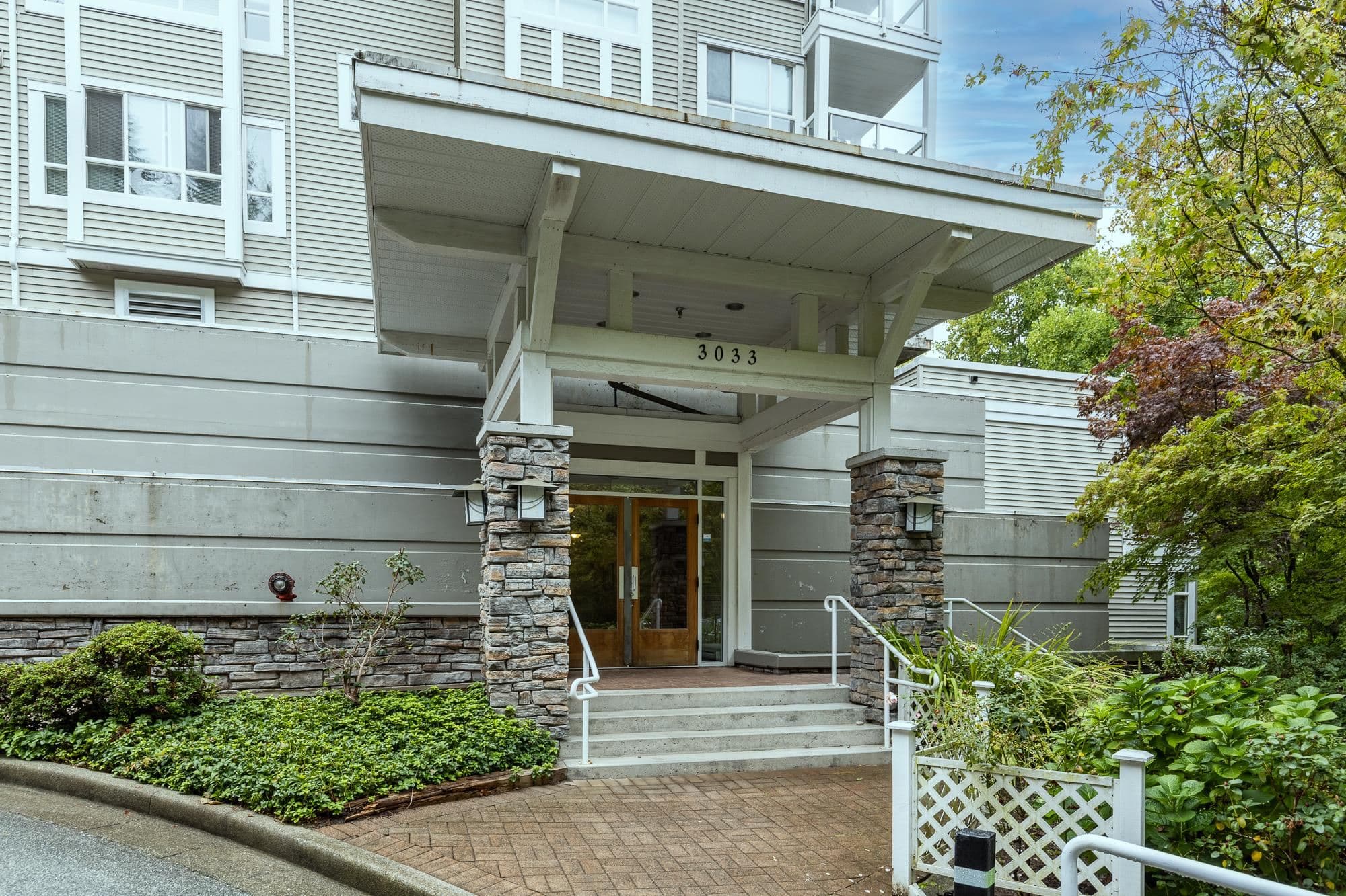 202 - 3033 Terravista Place, Port Moody, V3H 5A3 — photo 4
