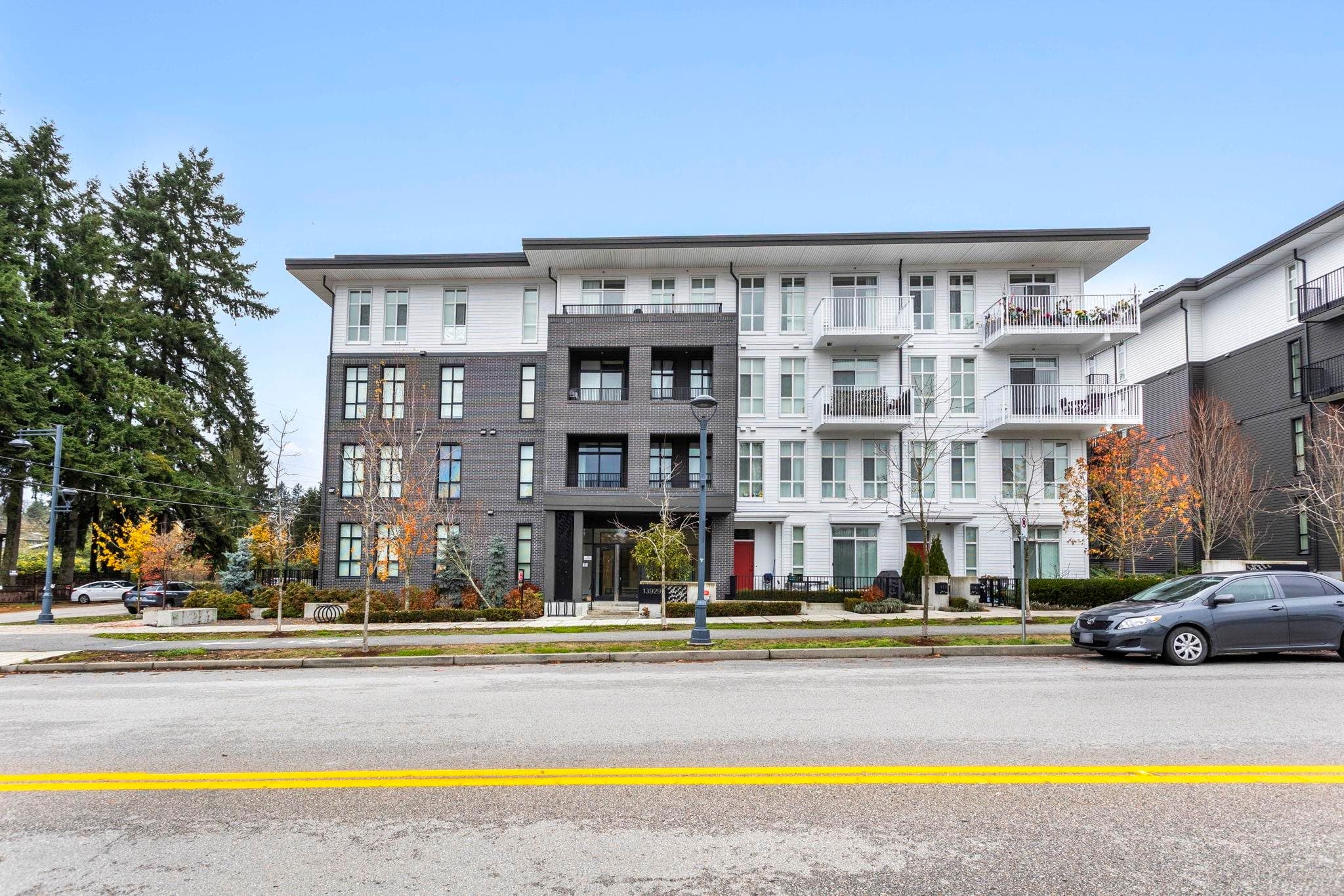 409 - 13929 105 Blvd, Surrey