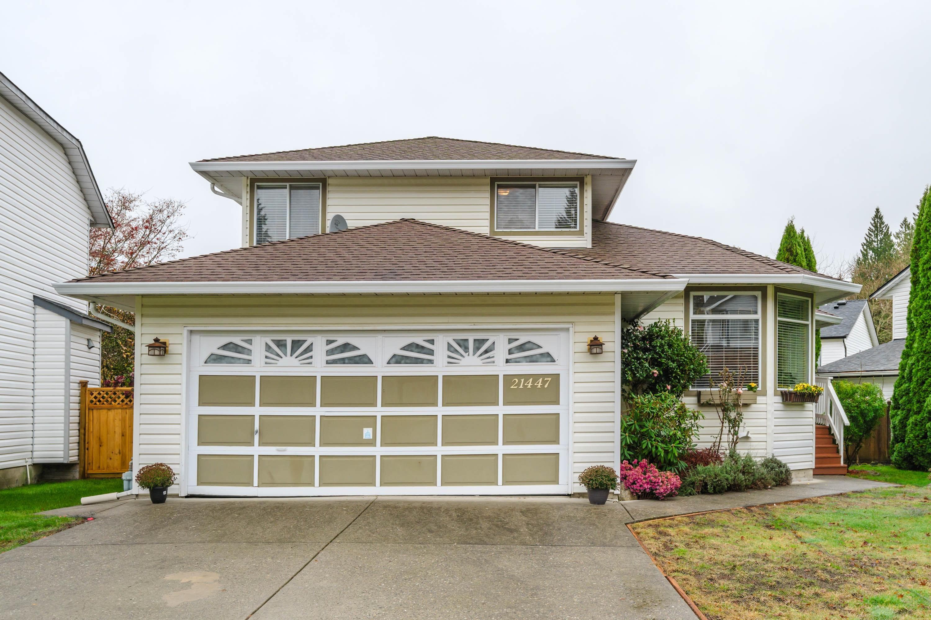 21447 88b Avenue, Langley, V1M 1Y4 — photo 1