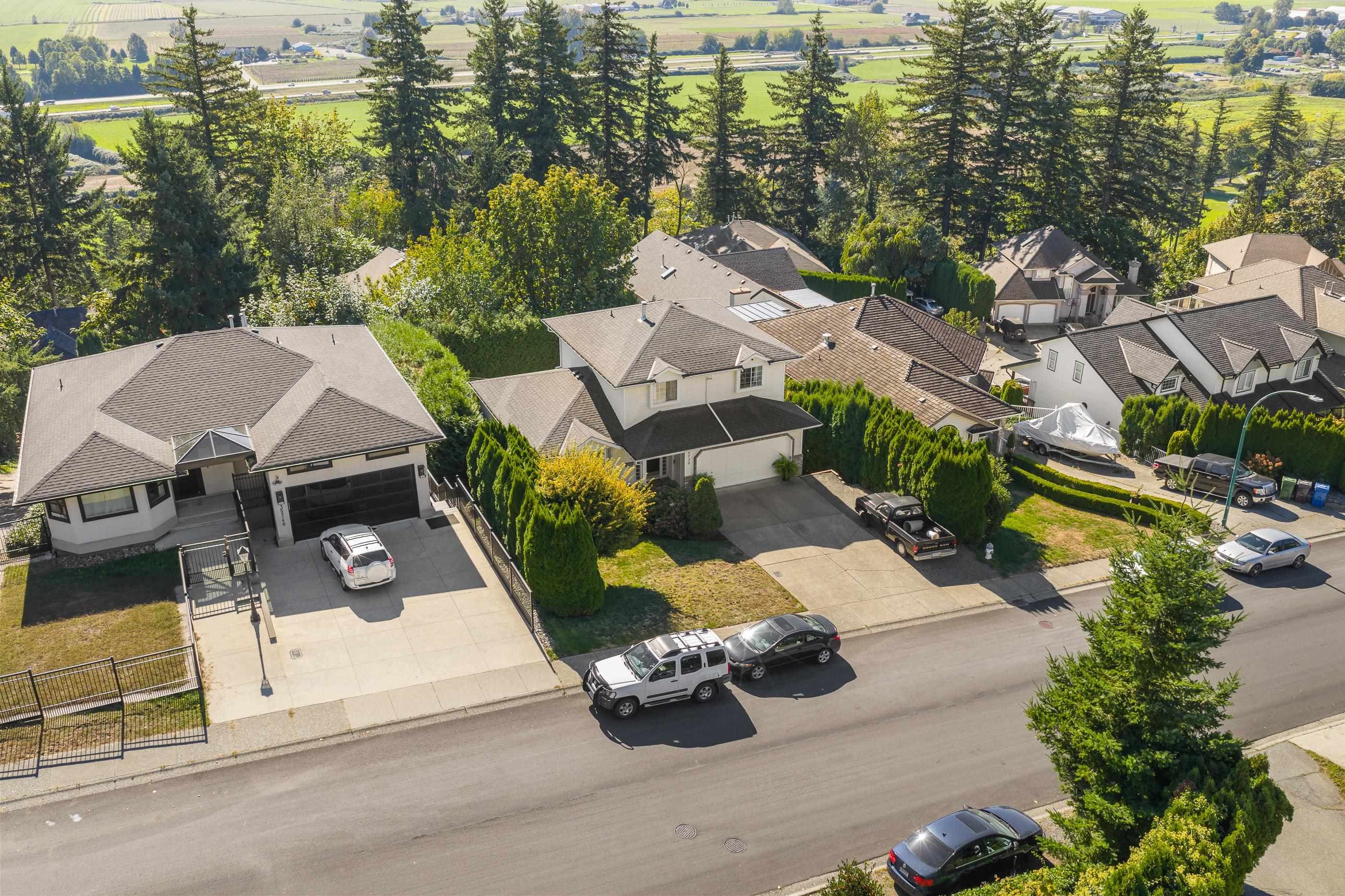 35730 Timberlane Drive, Abbotsford, V3G 1G3 — photo 2