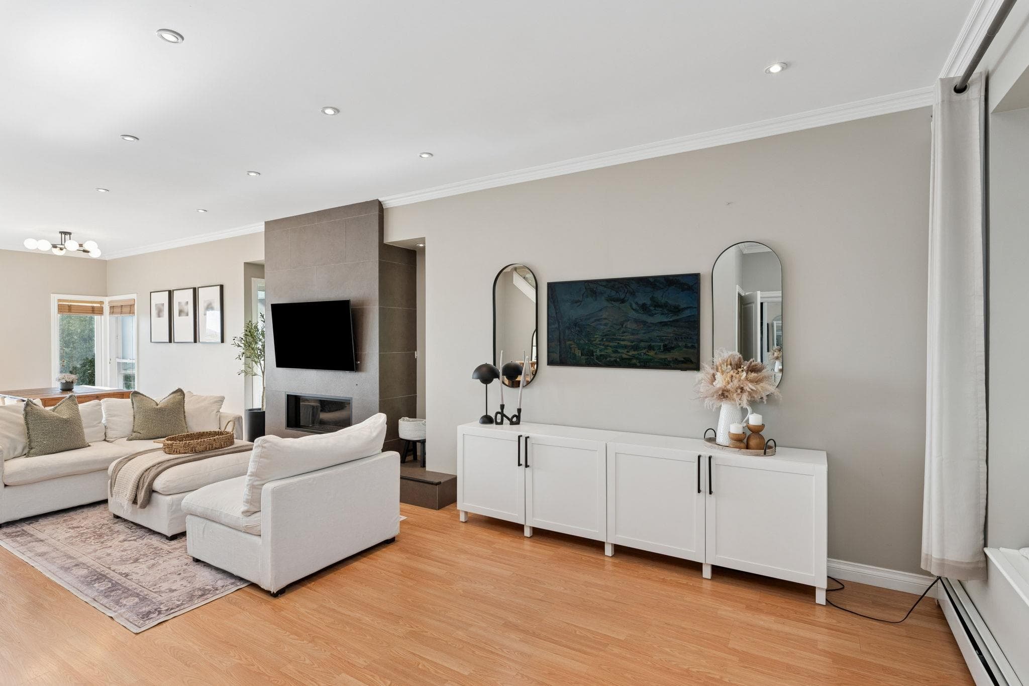 333 E Keith Road, North Vancouver, V7L 1V6 — photo 3