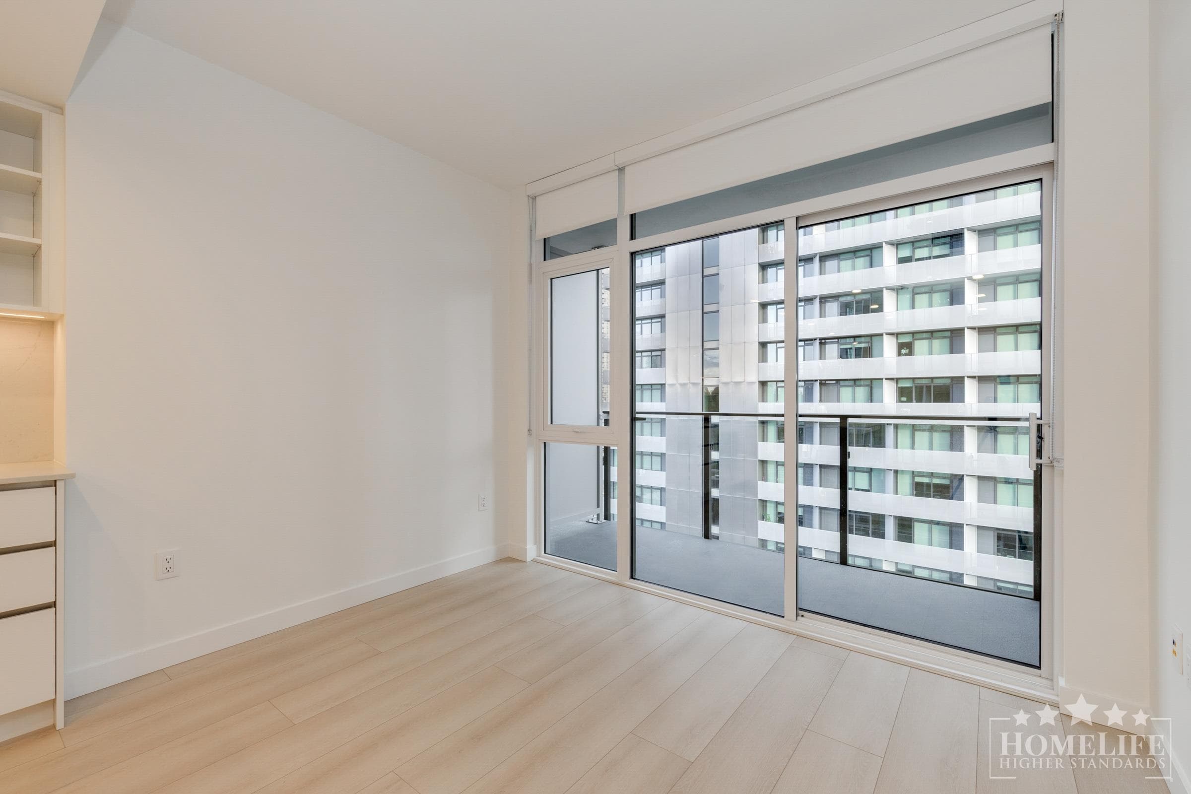 711 - 13573 98a Avenue, Surrey, V3T 0X1 — photo 2