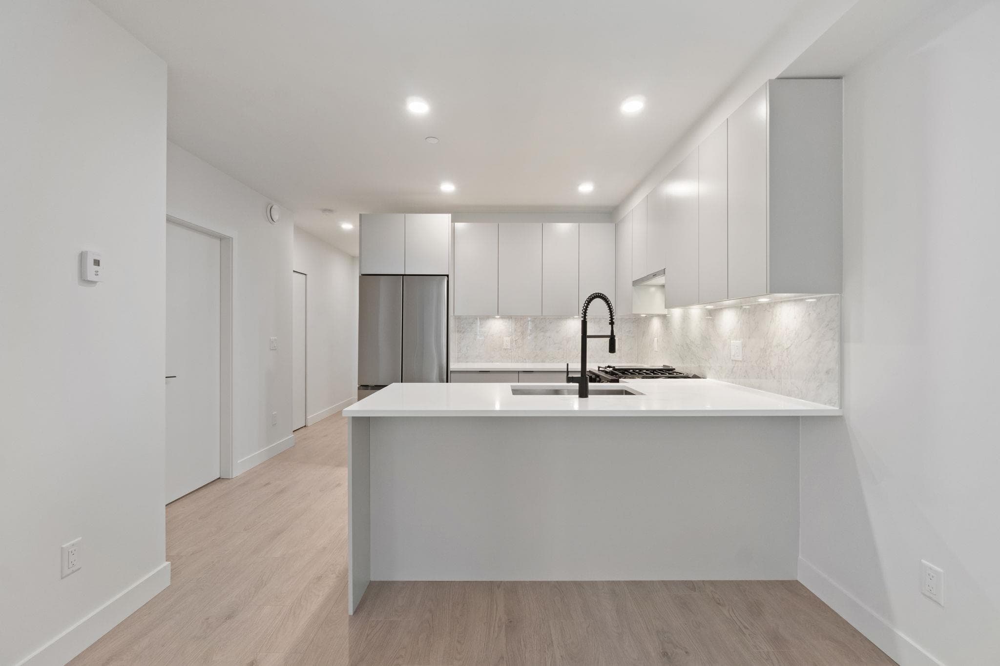 418 - 13258 105 Avenue, Surrey, V3T 1Z2 — photo 3