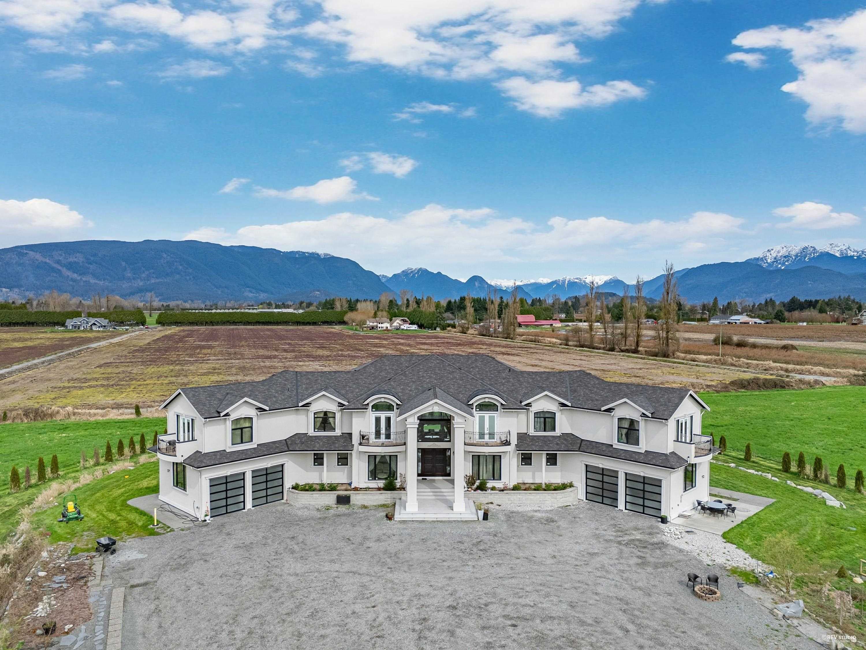 18782 Old Dewdney Trunk Road, Pitt Meadows