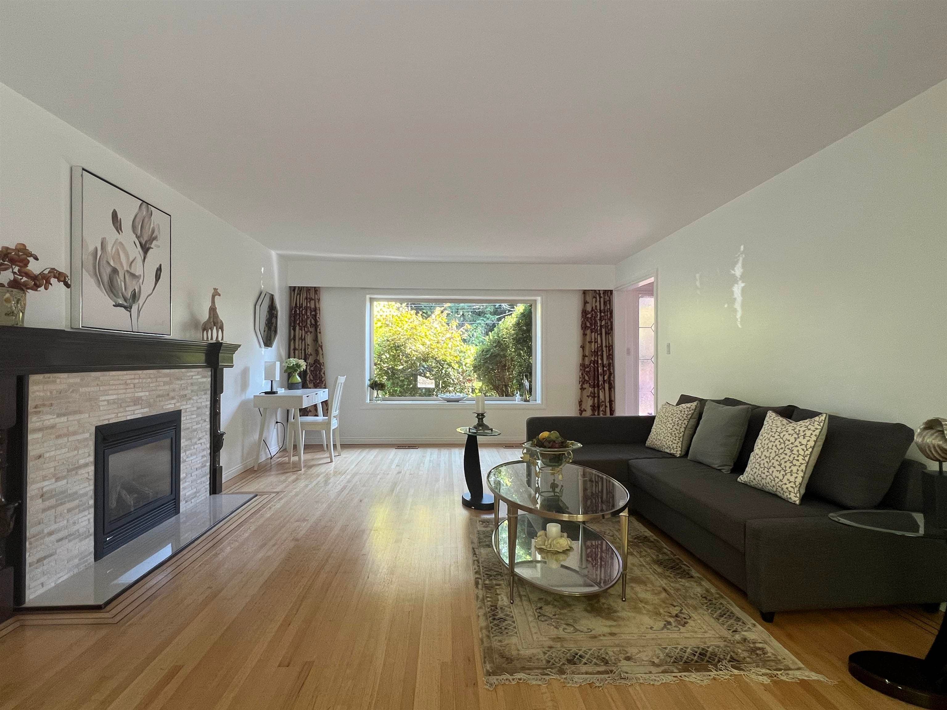 3791 Southridge Avenue, West Vancouver, V7V 3H9 — photo 5