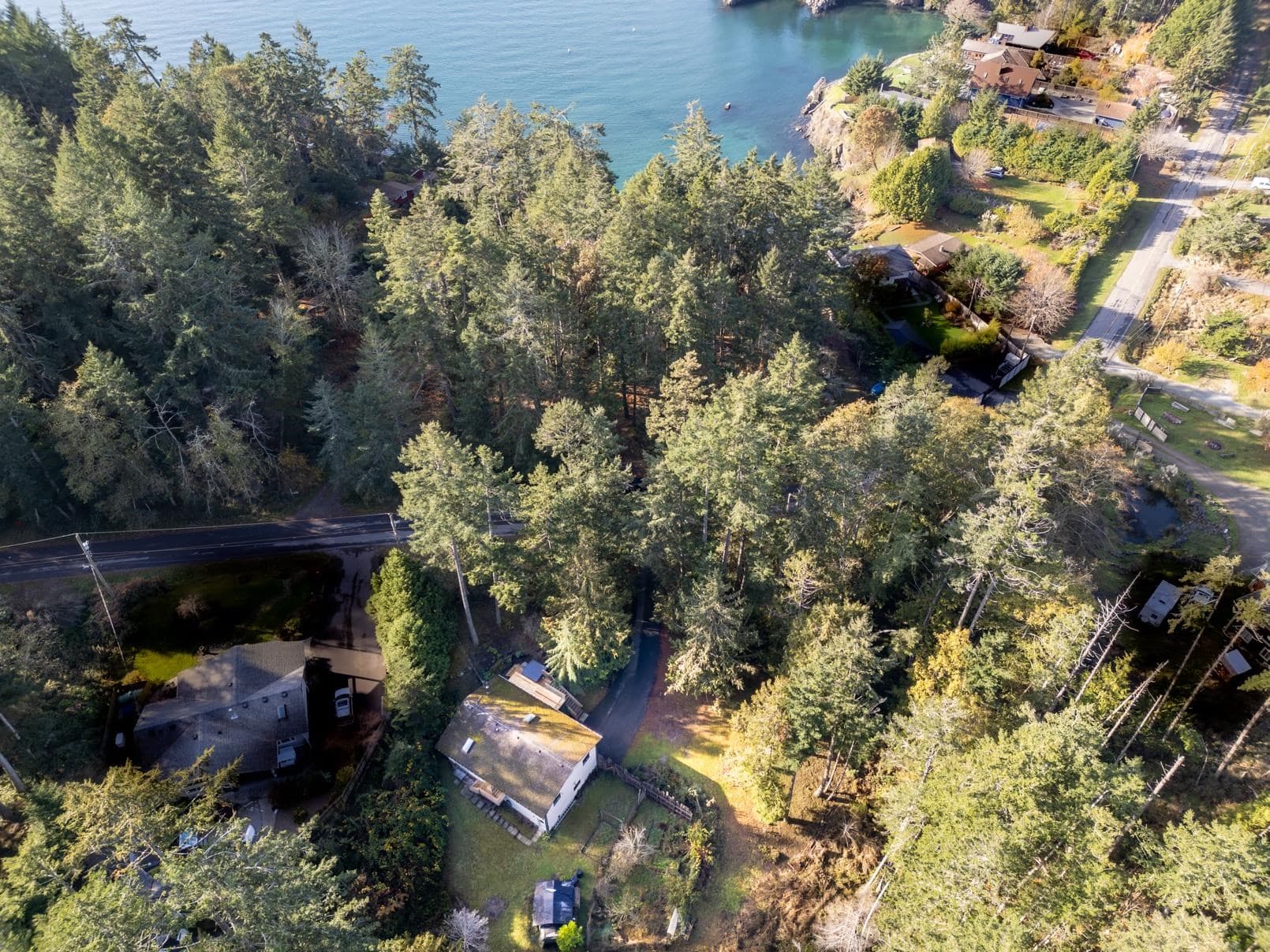 37150 Schooner Way, Pender Island, V0N 2M2 — photo 2