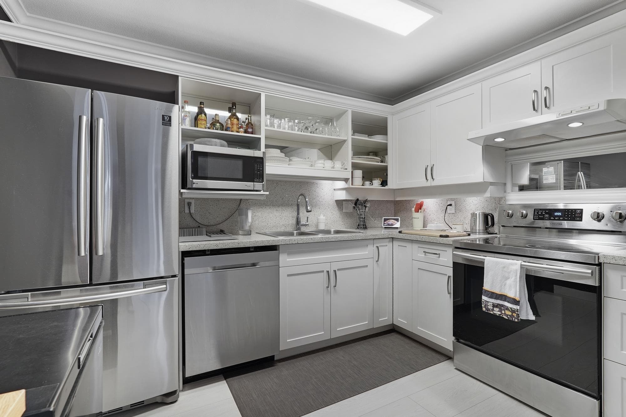 303 - 5465 201 Street, Langley, V3A 1P8 — photo 4