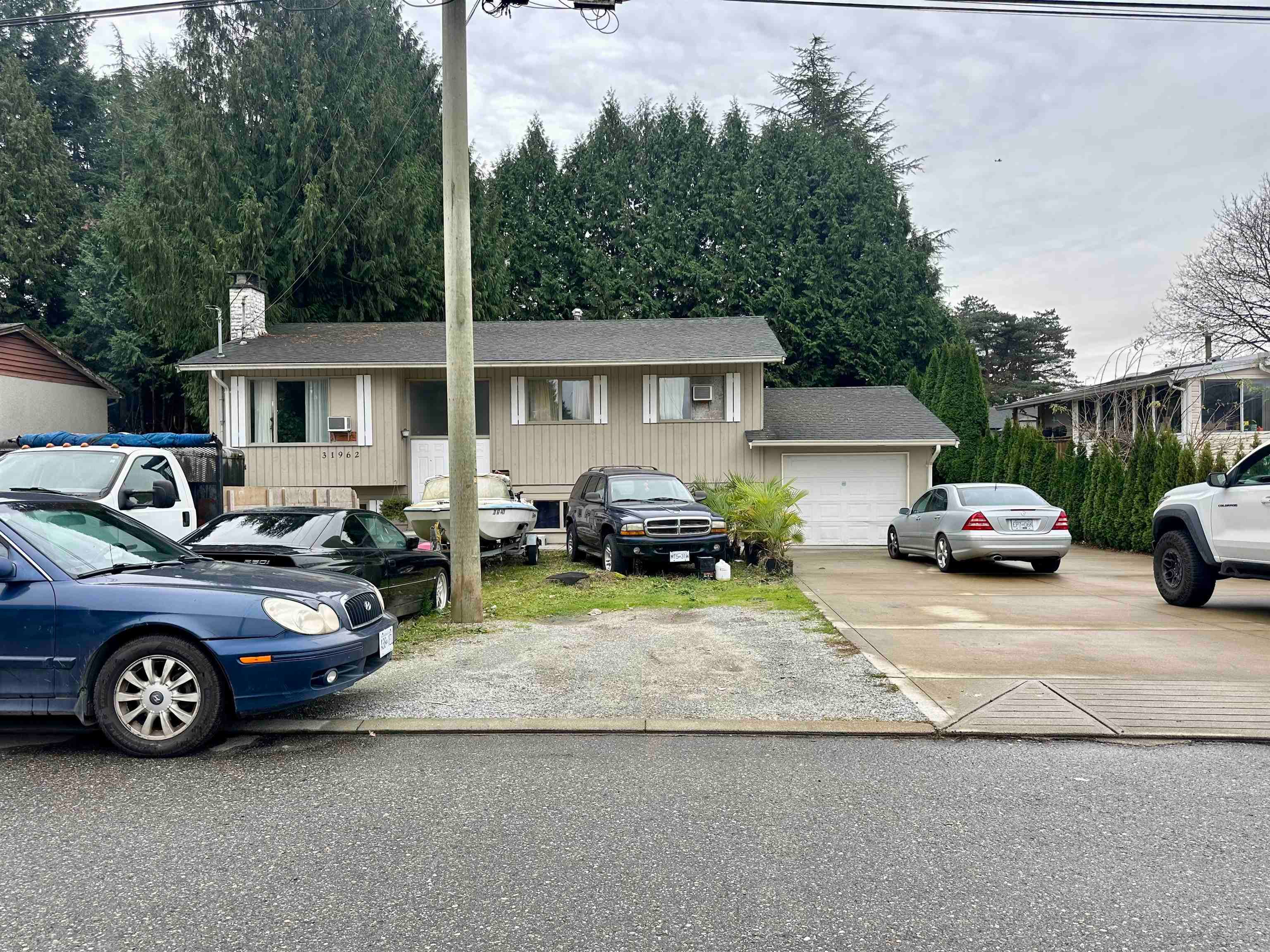 31962 Hillcrest Avenue, Mission — sold