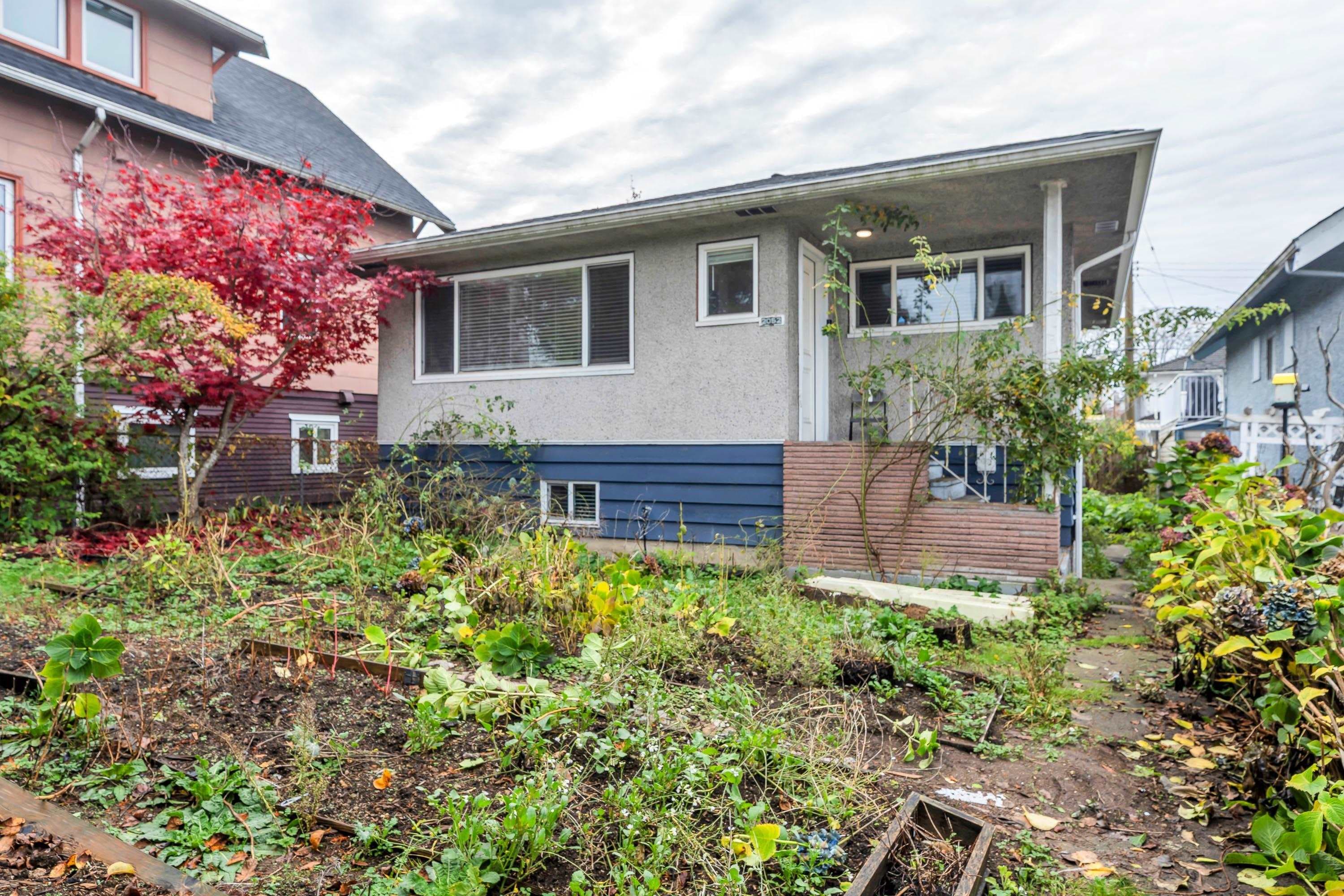 2052 E 41st Avenue, Vancouver