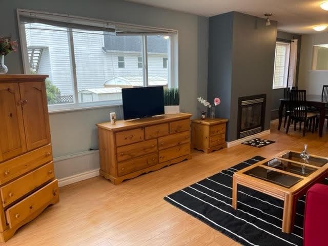 982 Keil Street, White Rock, V4B 4V7 — photo 4