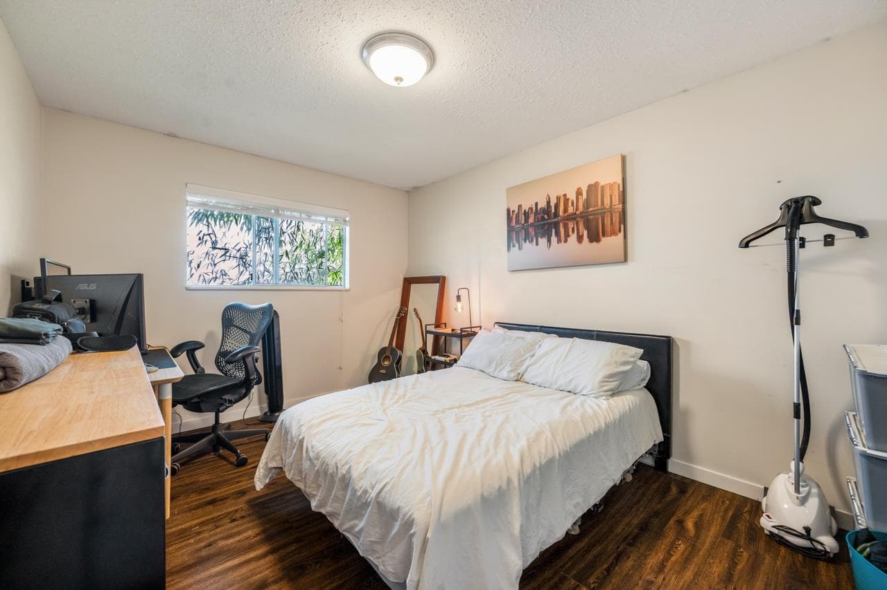 13257 14a Avenue, Surrey, V4A 1J2 — photo 2