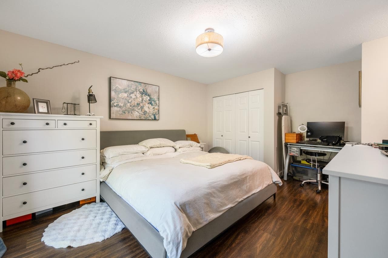 13257 14a Avenue, Surrey, V4A 1J2 — photo 5